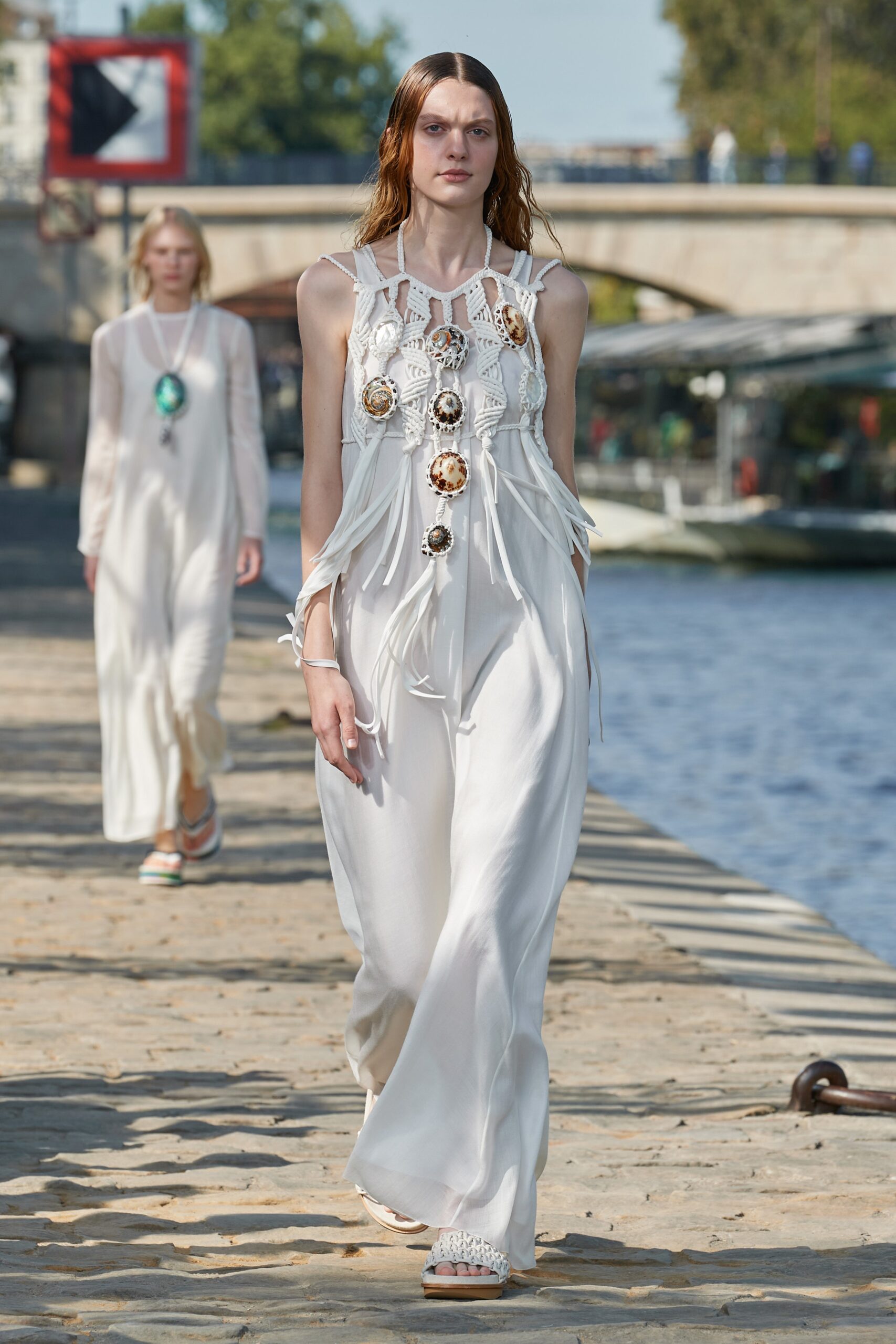 Chloé S/S 22 Look 410