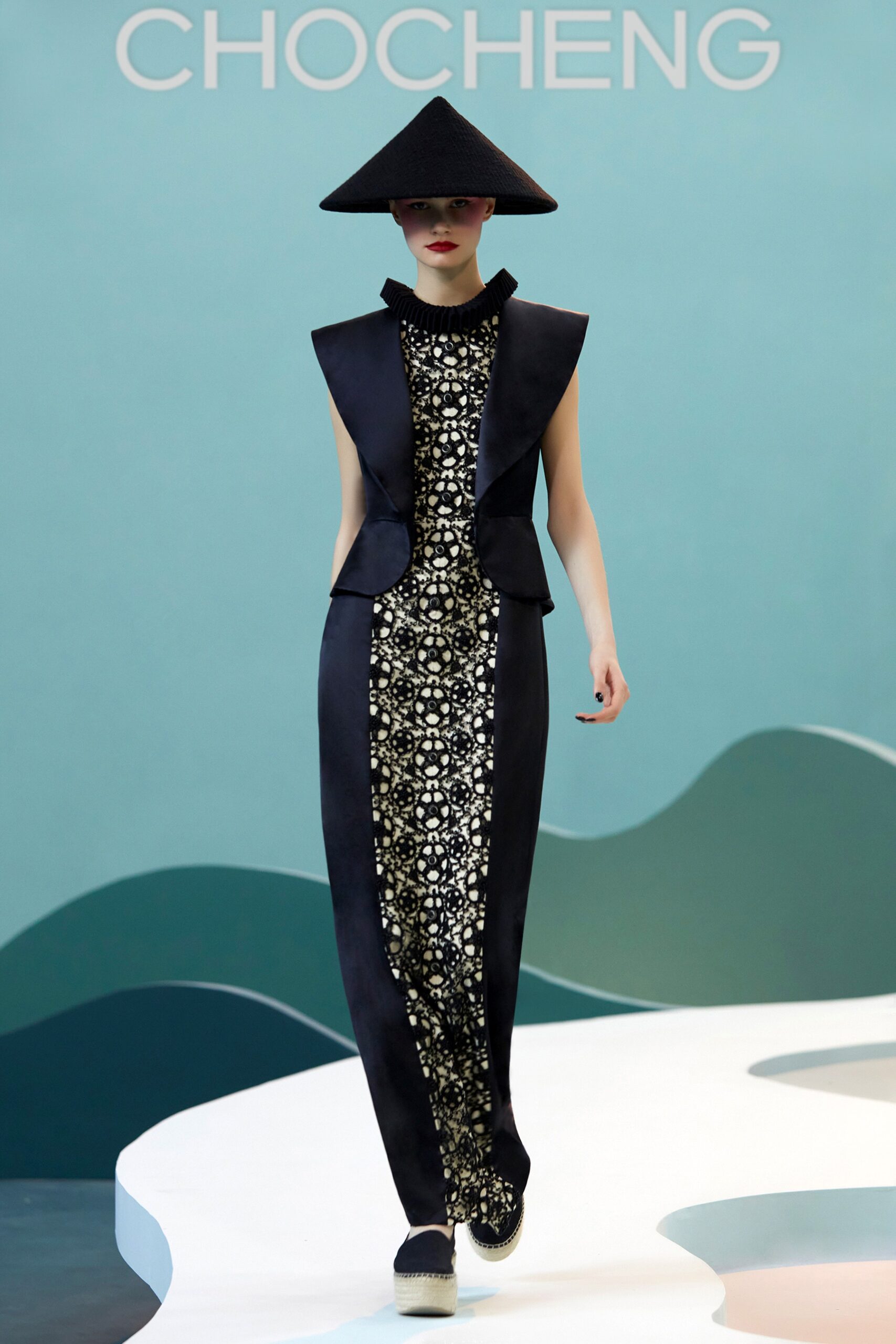 Chocheng F/W 21 Look 527