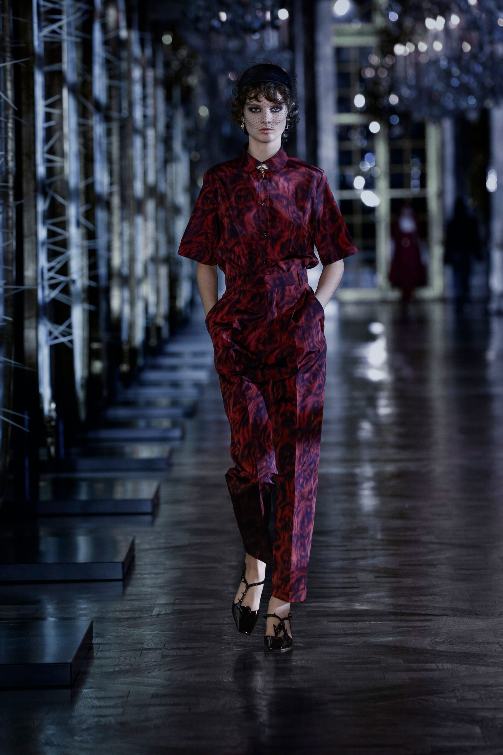 Christian Dior F/W 21 Look 386
