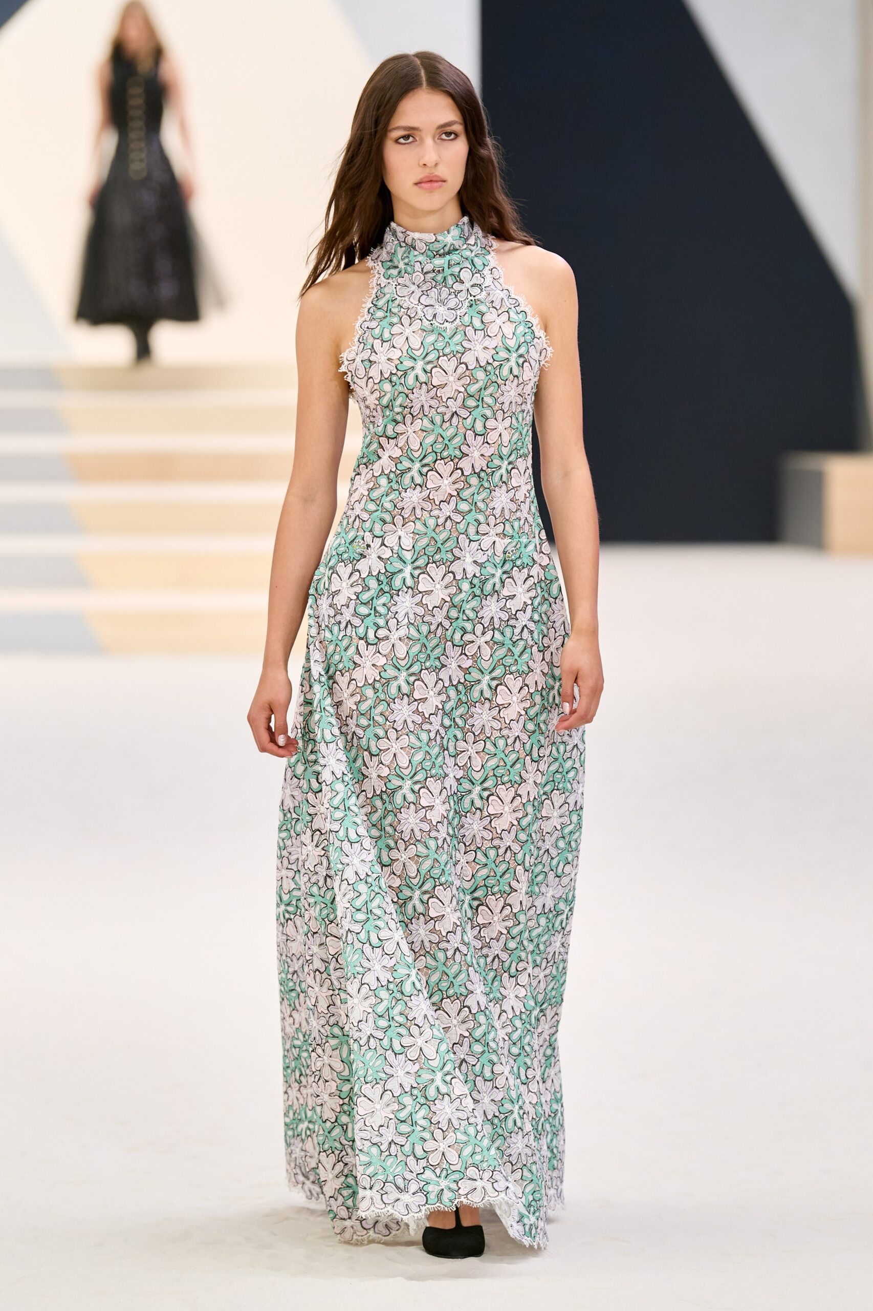 Chanel F/W 22 Couture Look 443