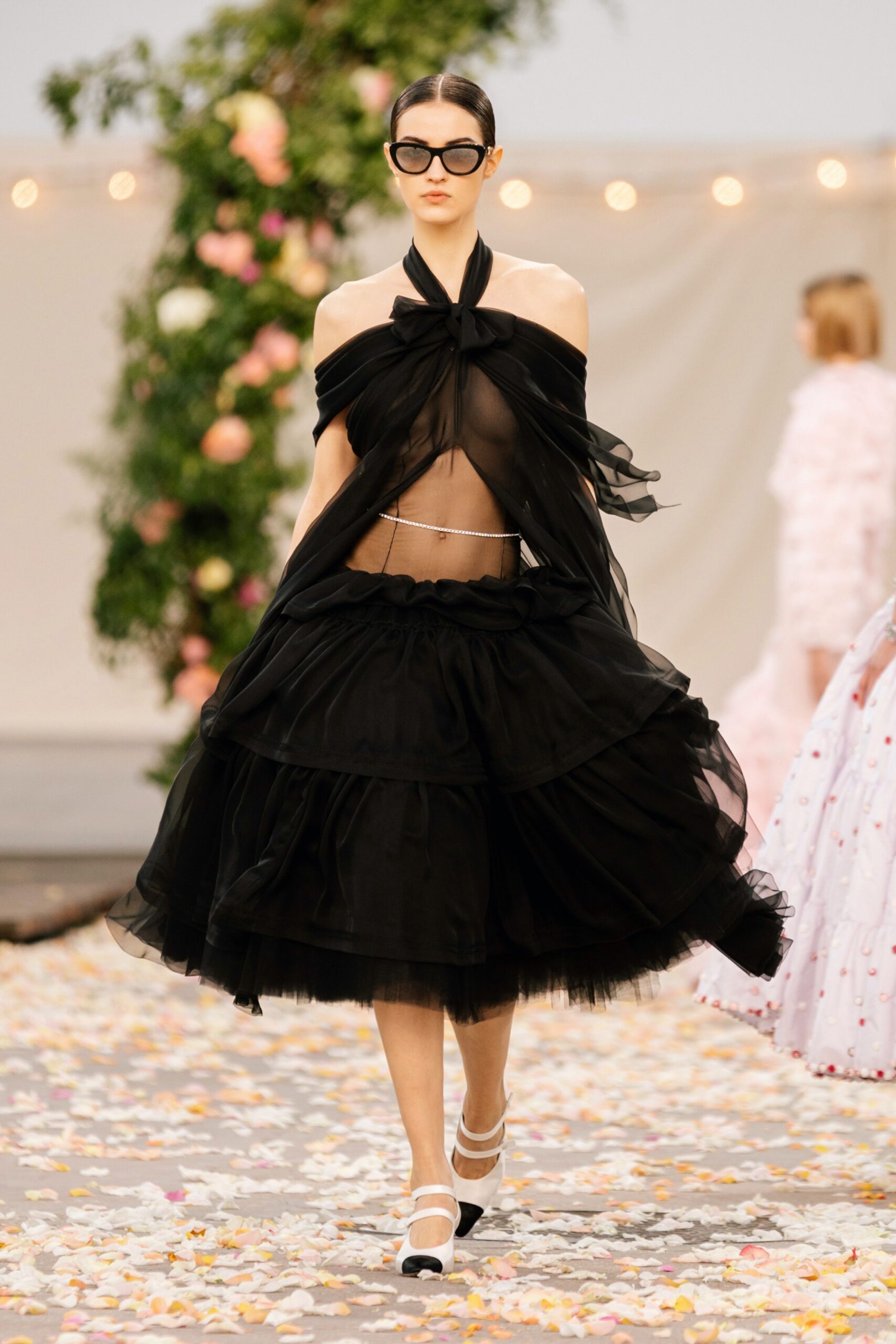 Chanel S/S 21 Couture Look 488