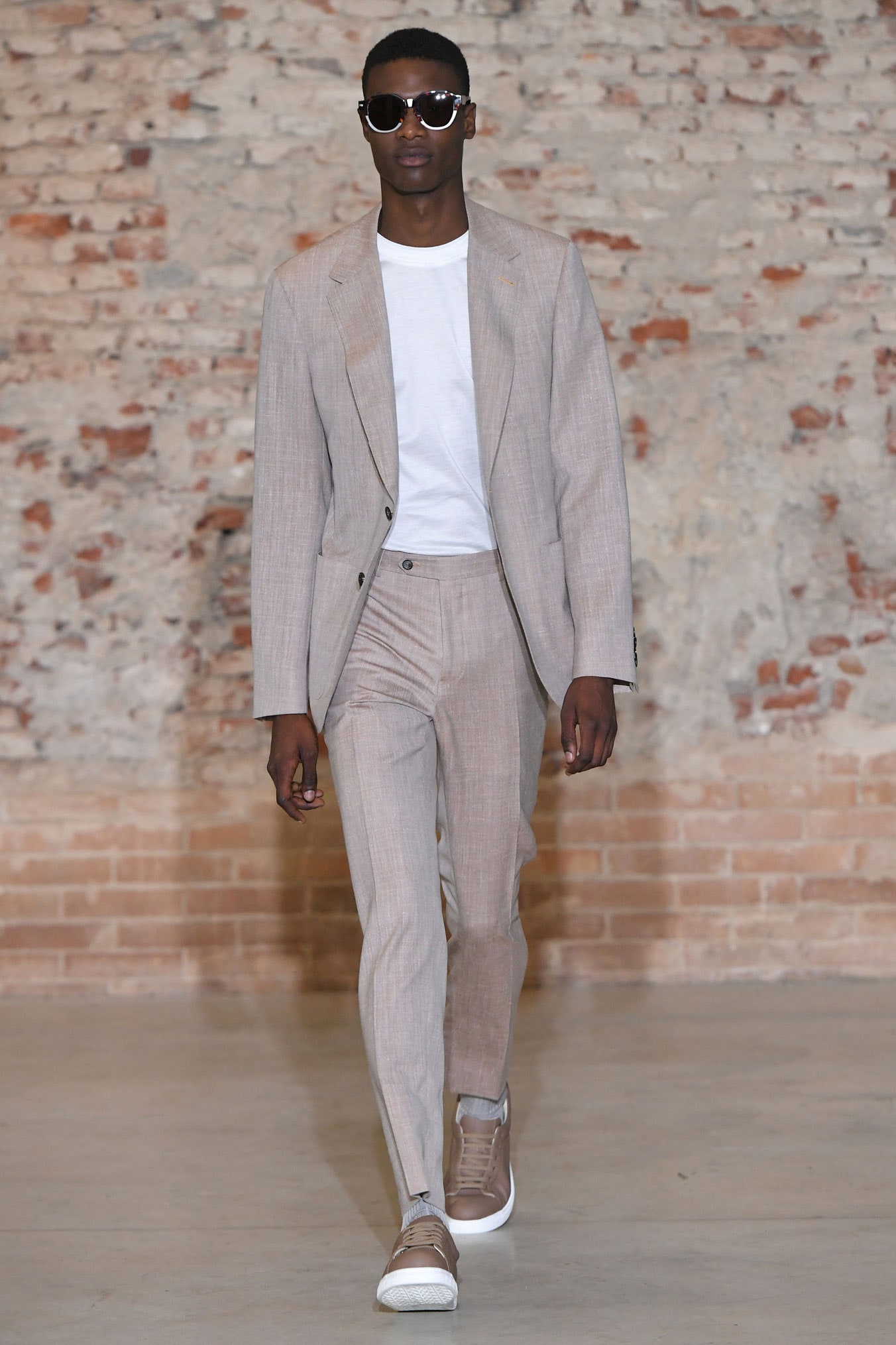 Canali S/S 19 Menswear Look 296
