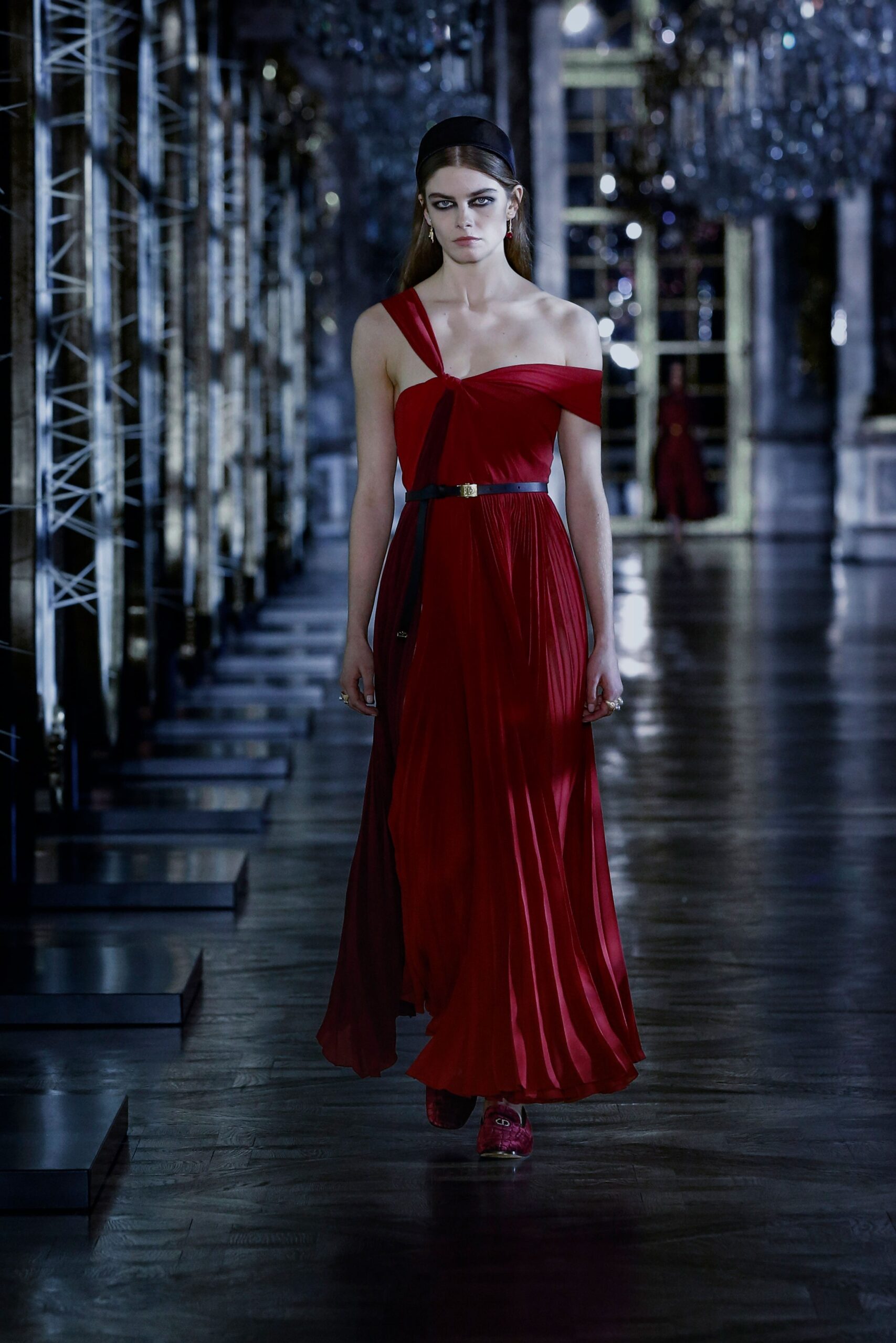 Christian Dior F/W 21 Look 424
