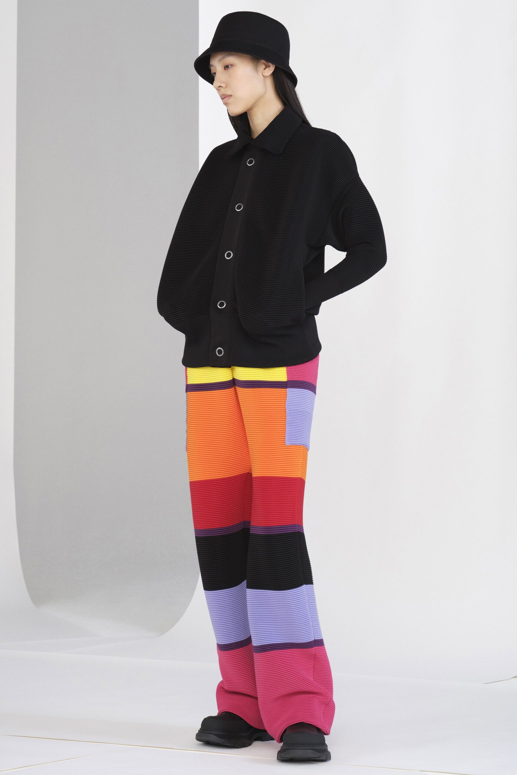 CFCL Tokyo F/W 22 Look 560