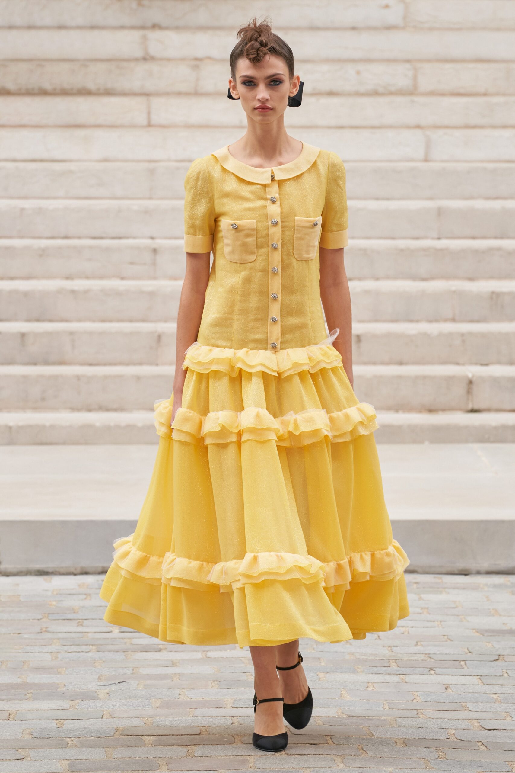 Chanel F/W 21 Couture Look 410
