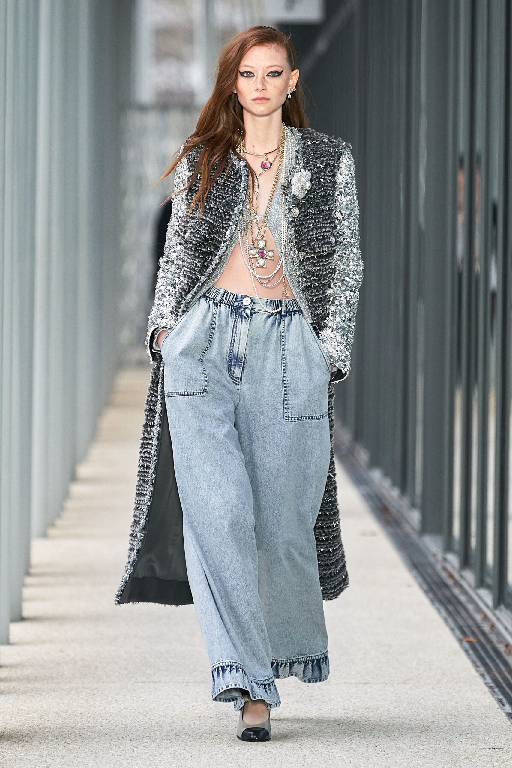 Chanel F/W 22 Look 426