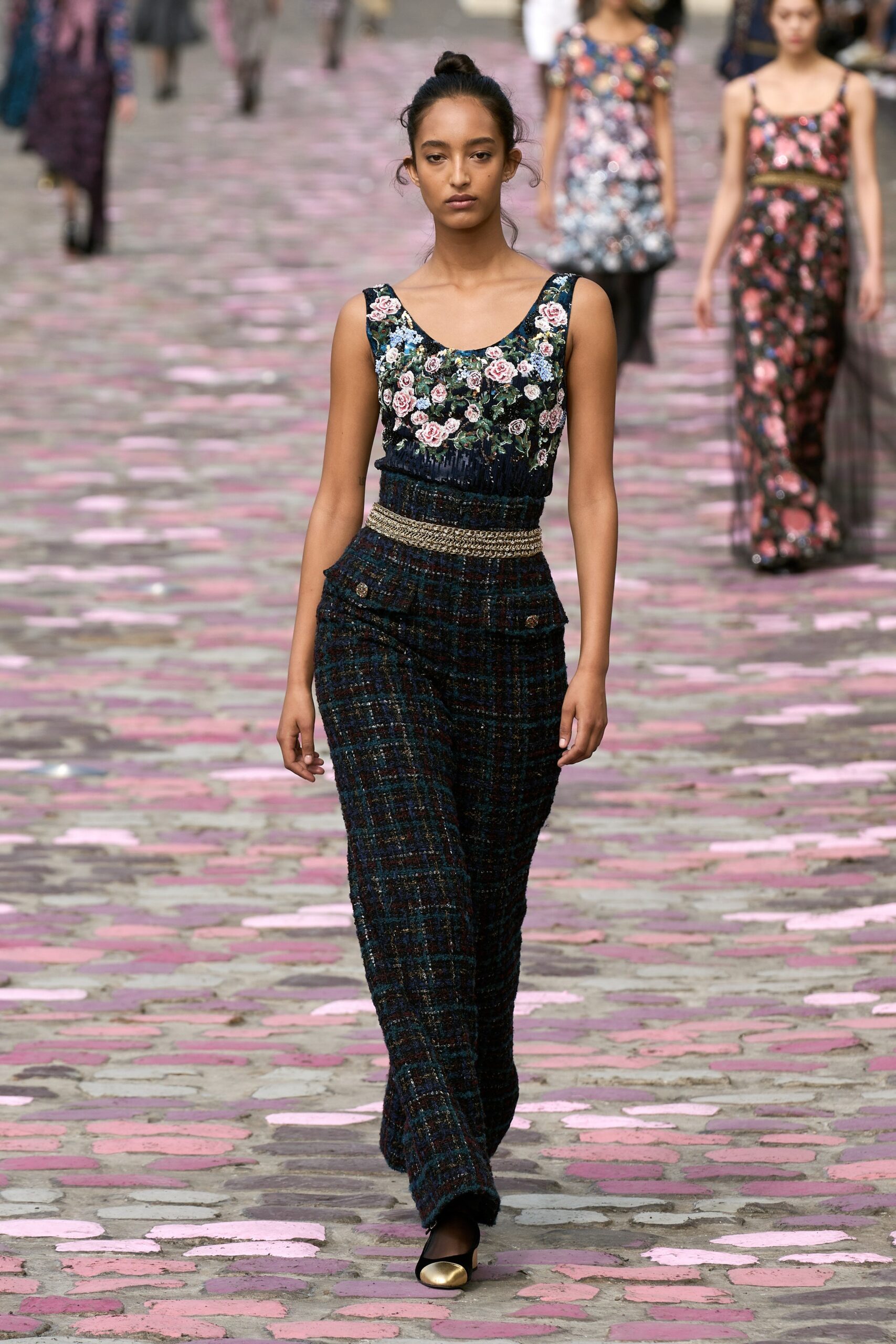 Chanel F/W 23 Couture Look 379