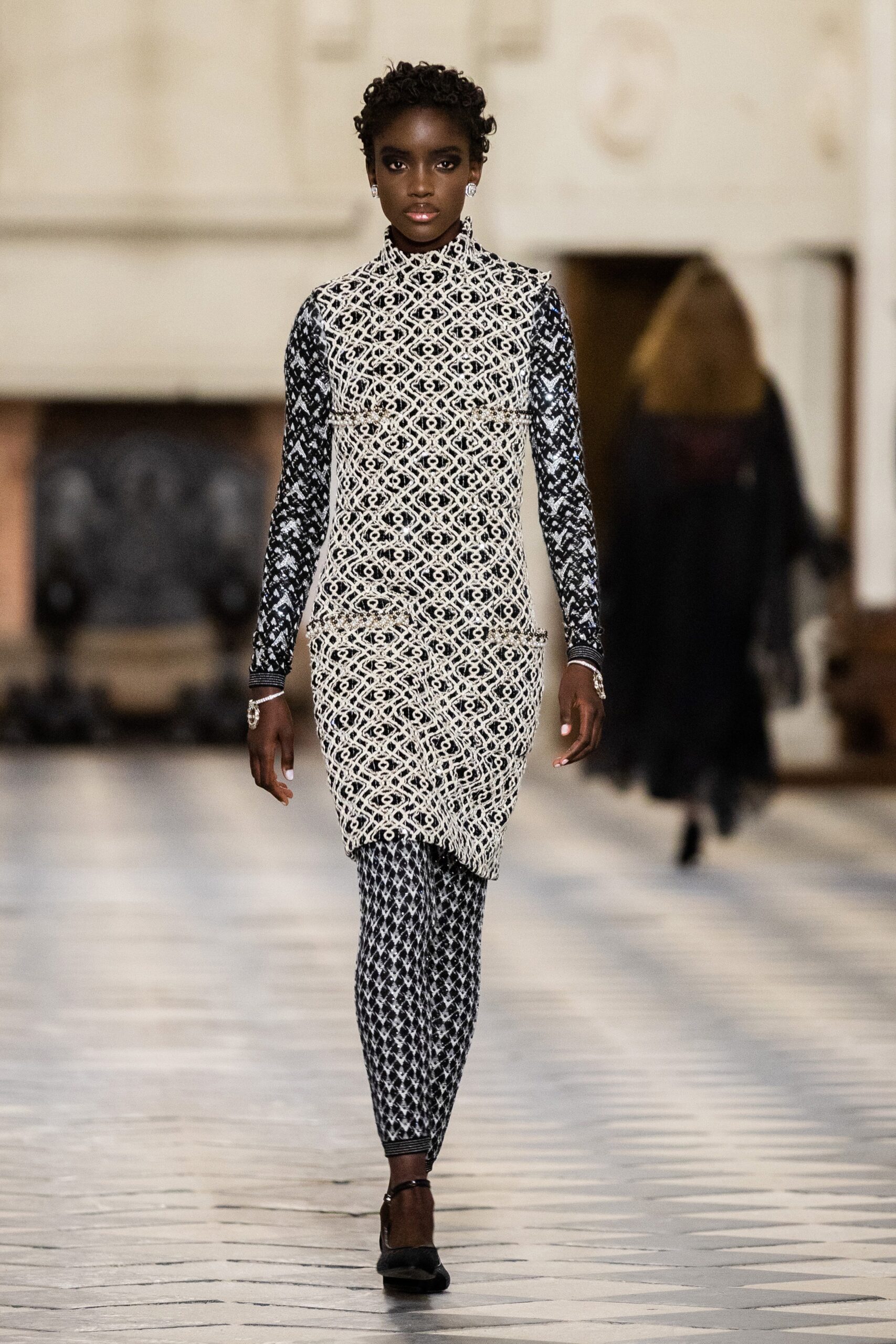 Chanel F/W 21 Look 498
