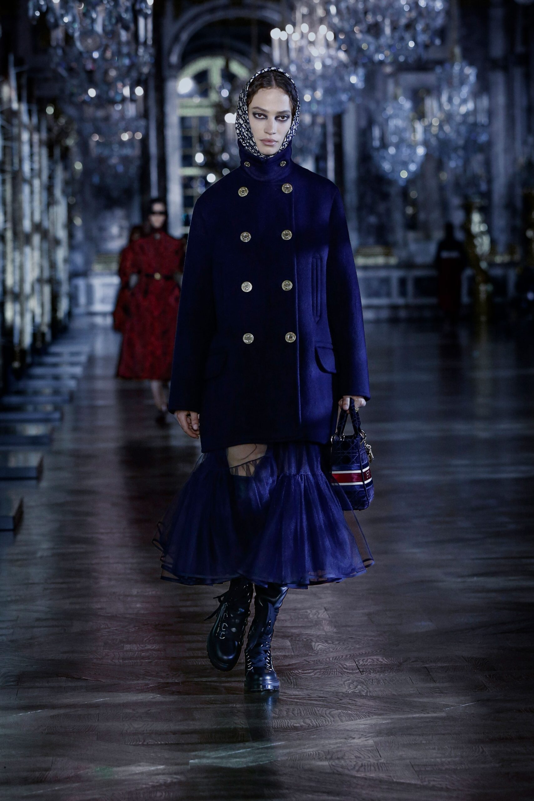 Christian Dior F/W 21 Look 451
