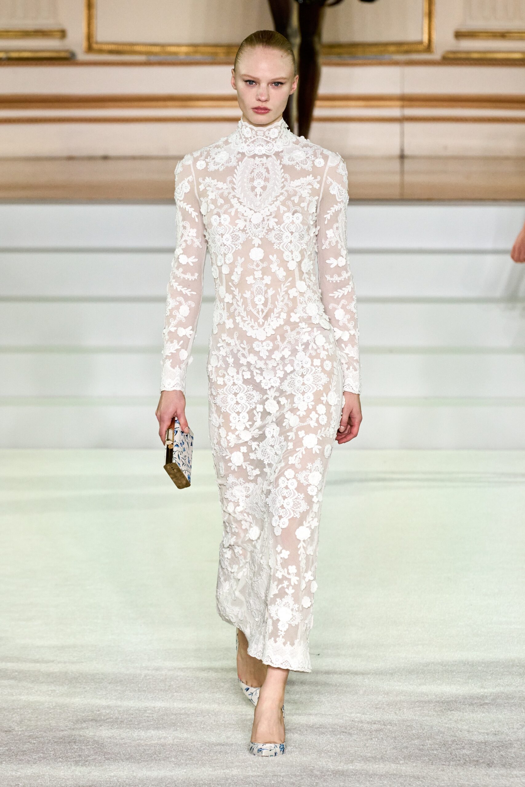 Carolina Herrera F/W 23 Look 366