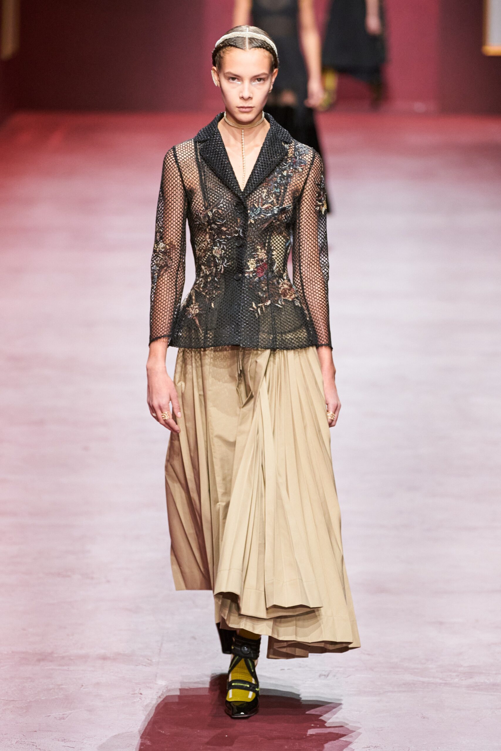 Christian Dior F/W 22 Look 433