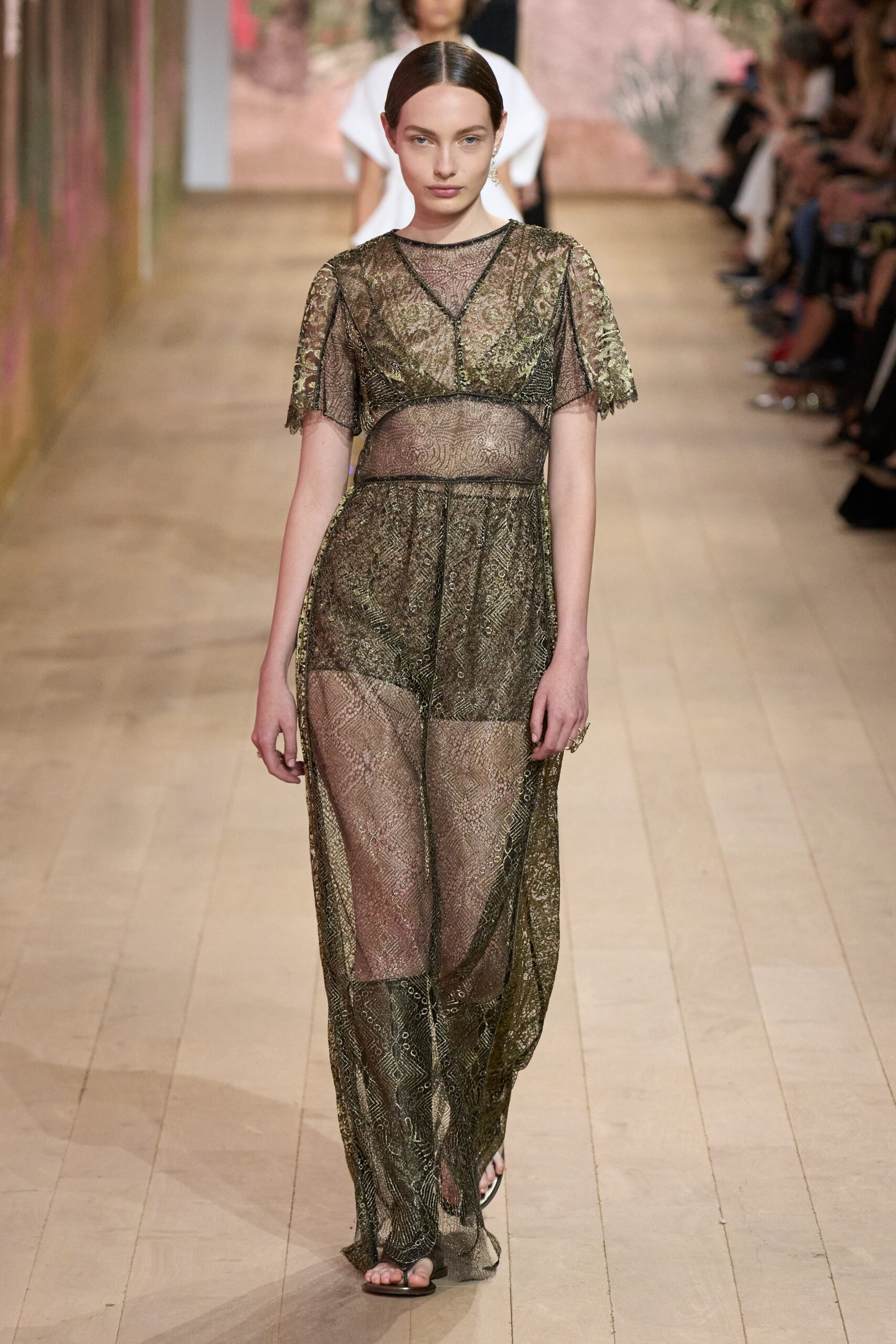 Christian Dior F/W 23 Couture Look 447