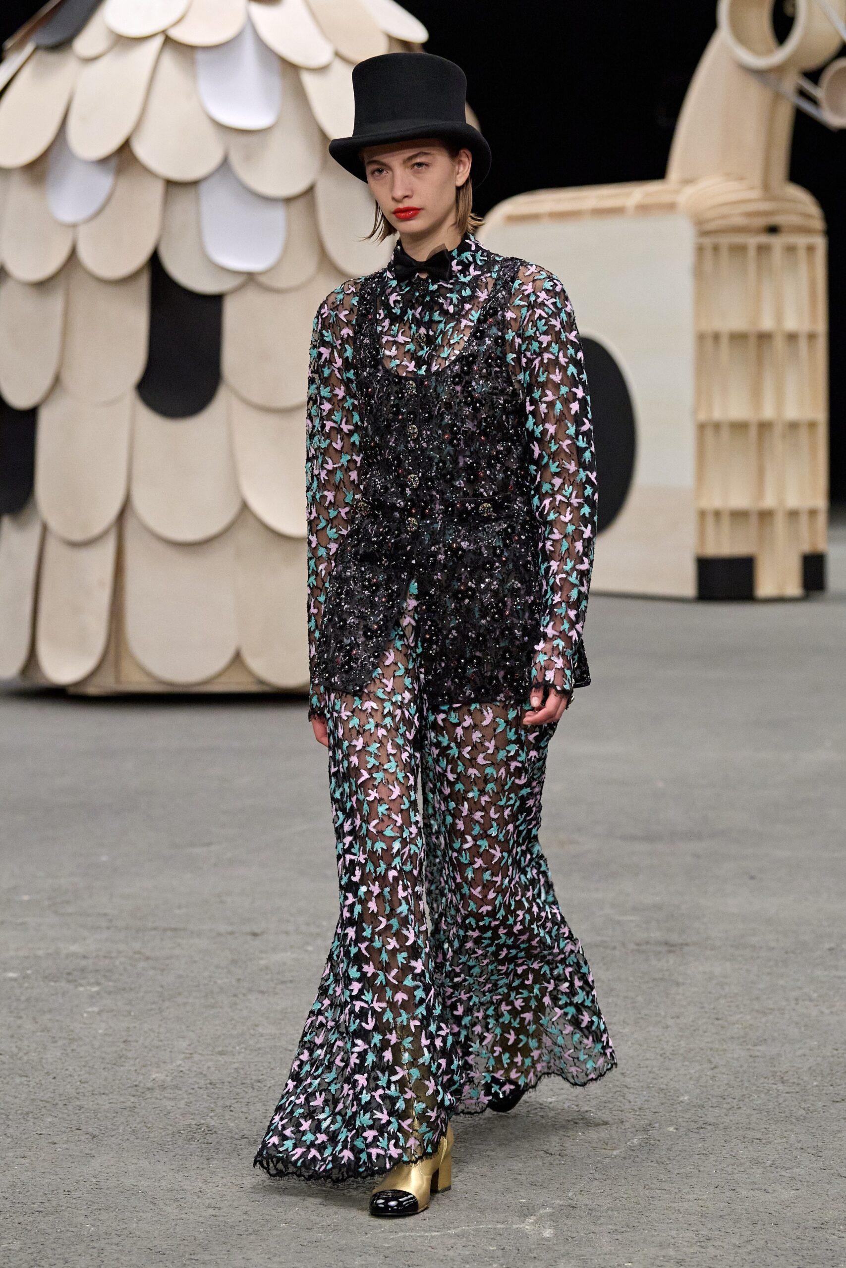Chanel S/S 23 Couture Look 401