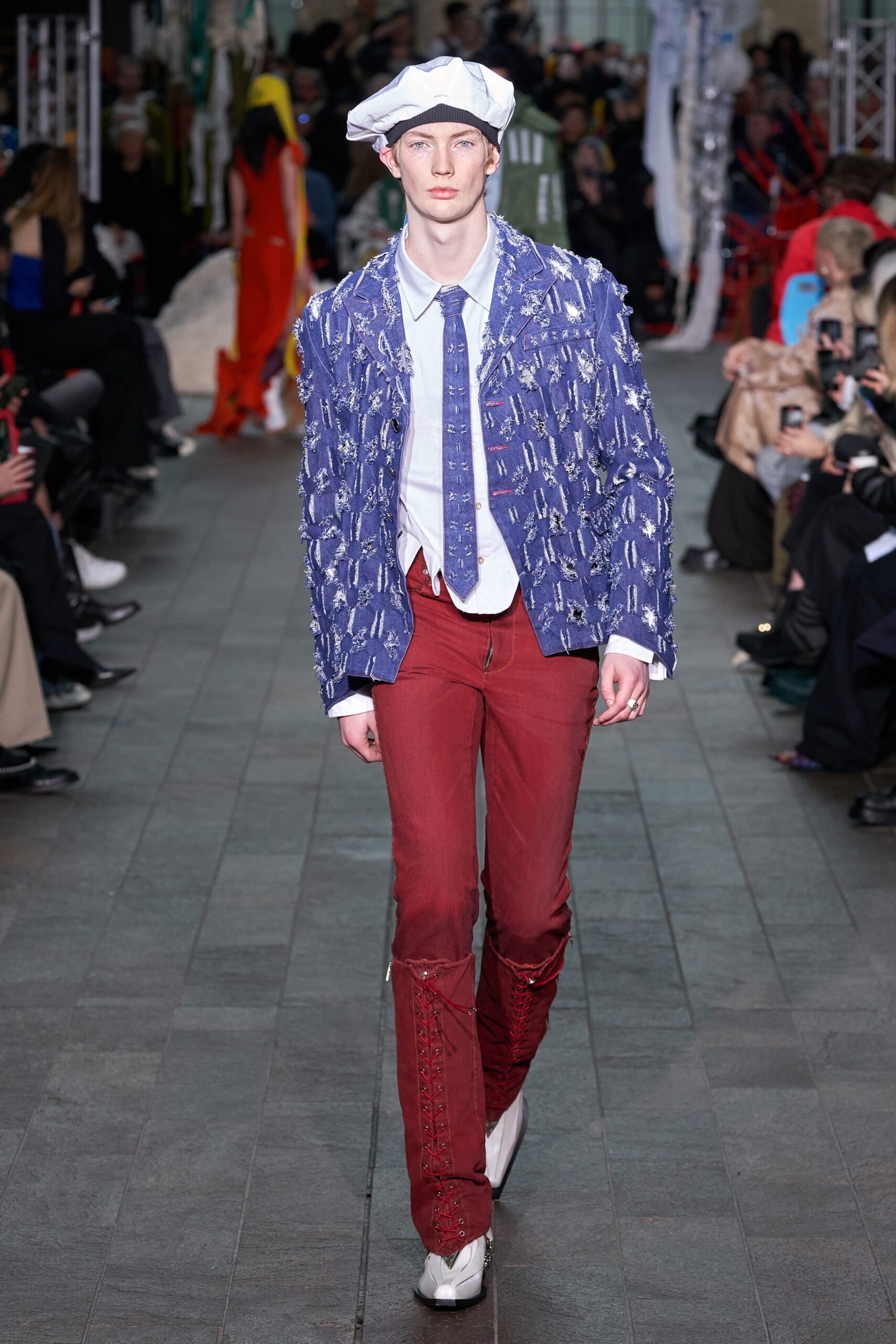 Central Saint Martins F/W 22 Look 36