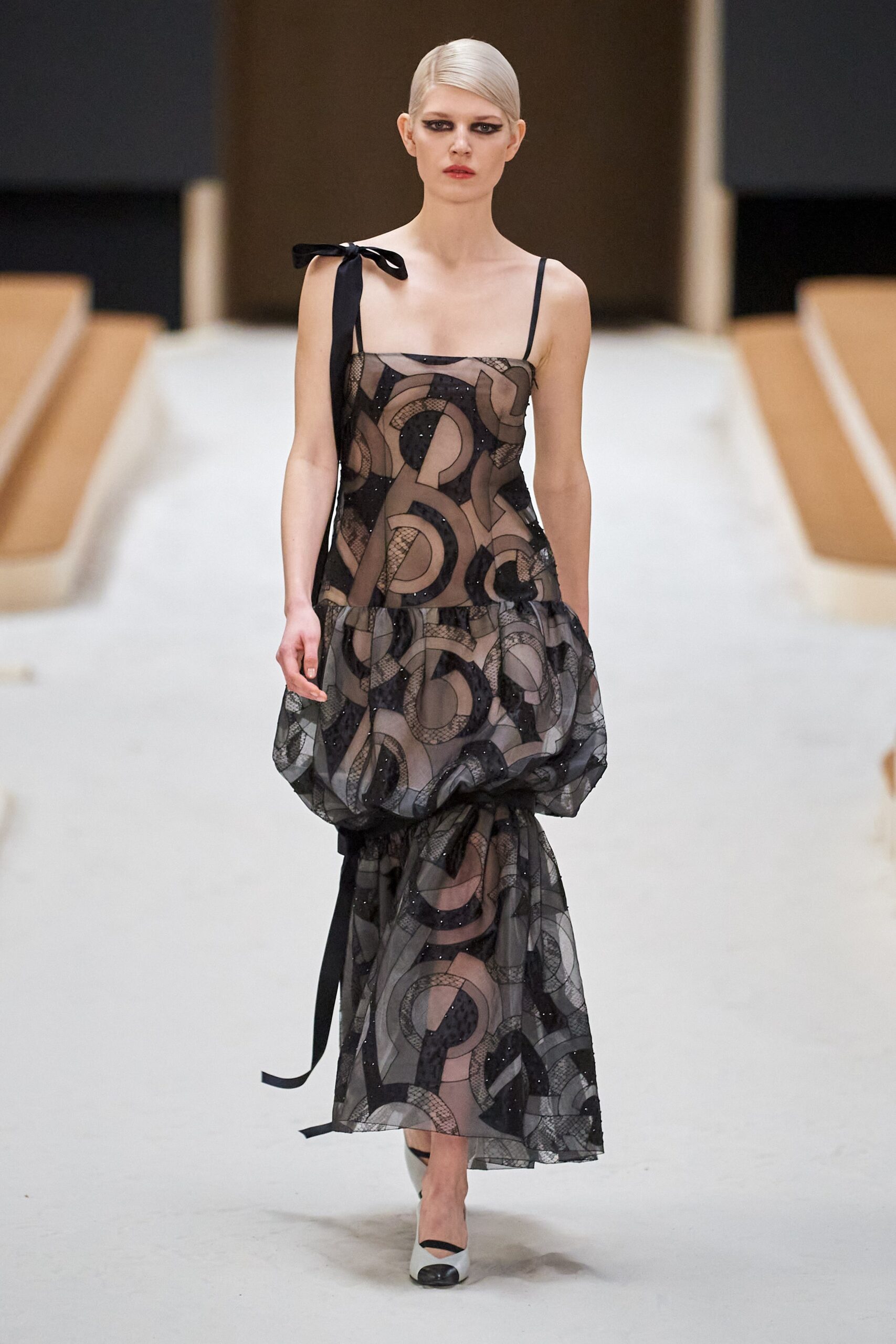 Chanel S/S 22 Couture Look 426