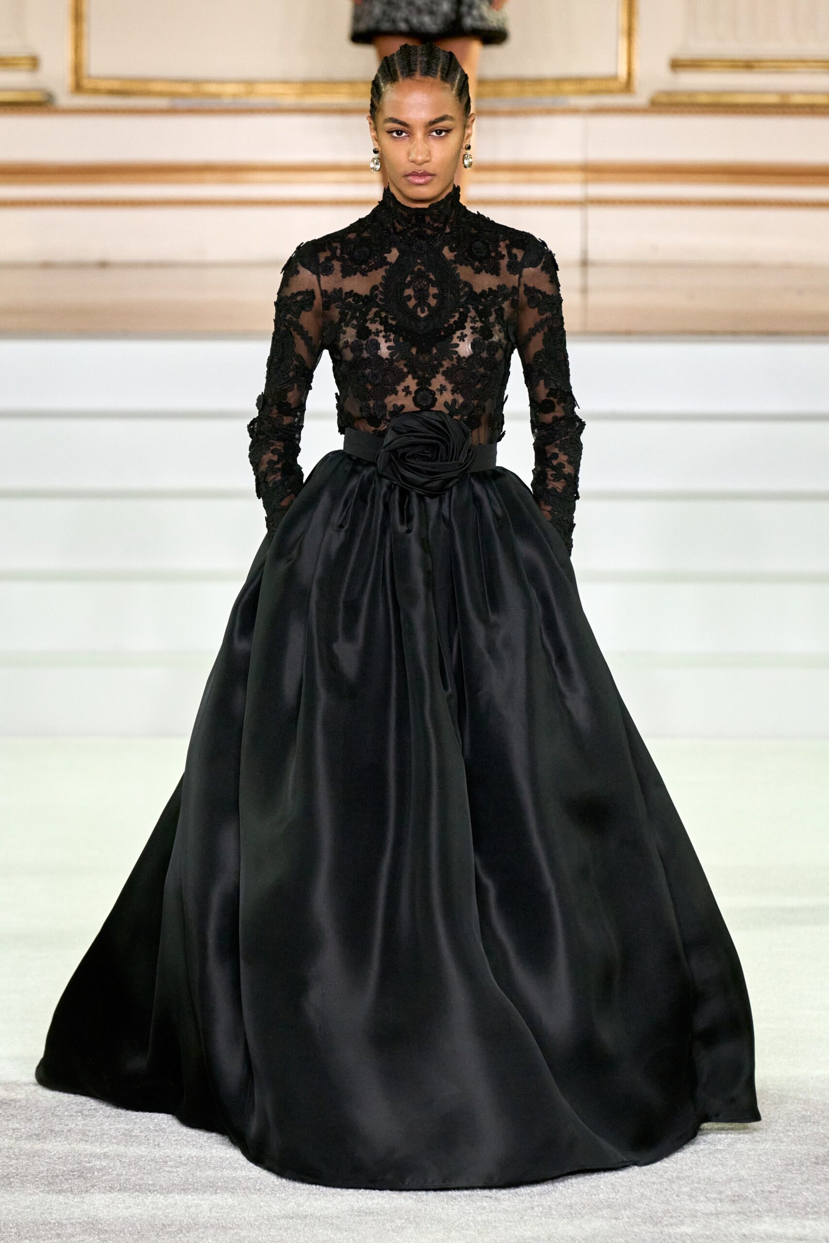 Carolina Herrera F/W 23 Look 384