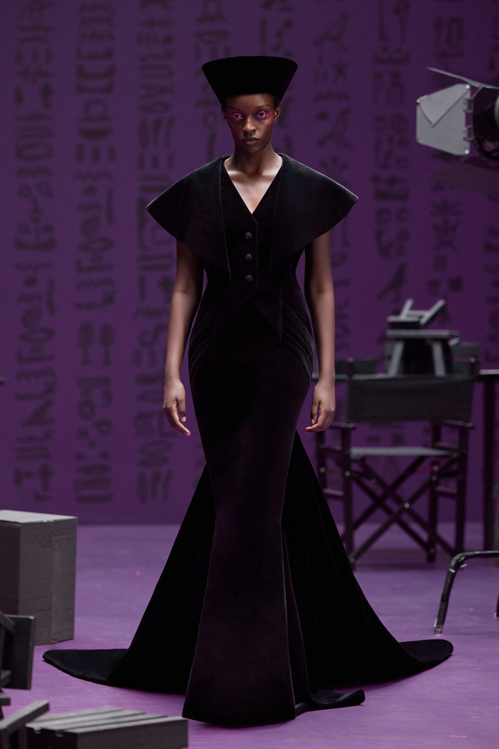 Chocheng S/S 23 Look 497