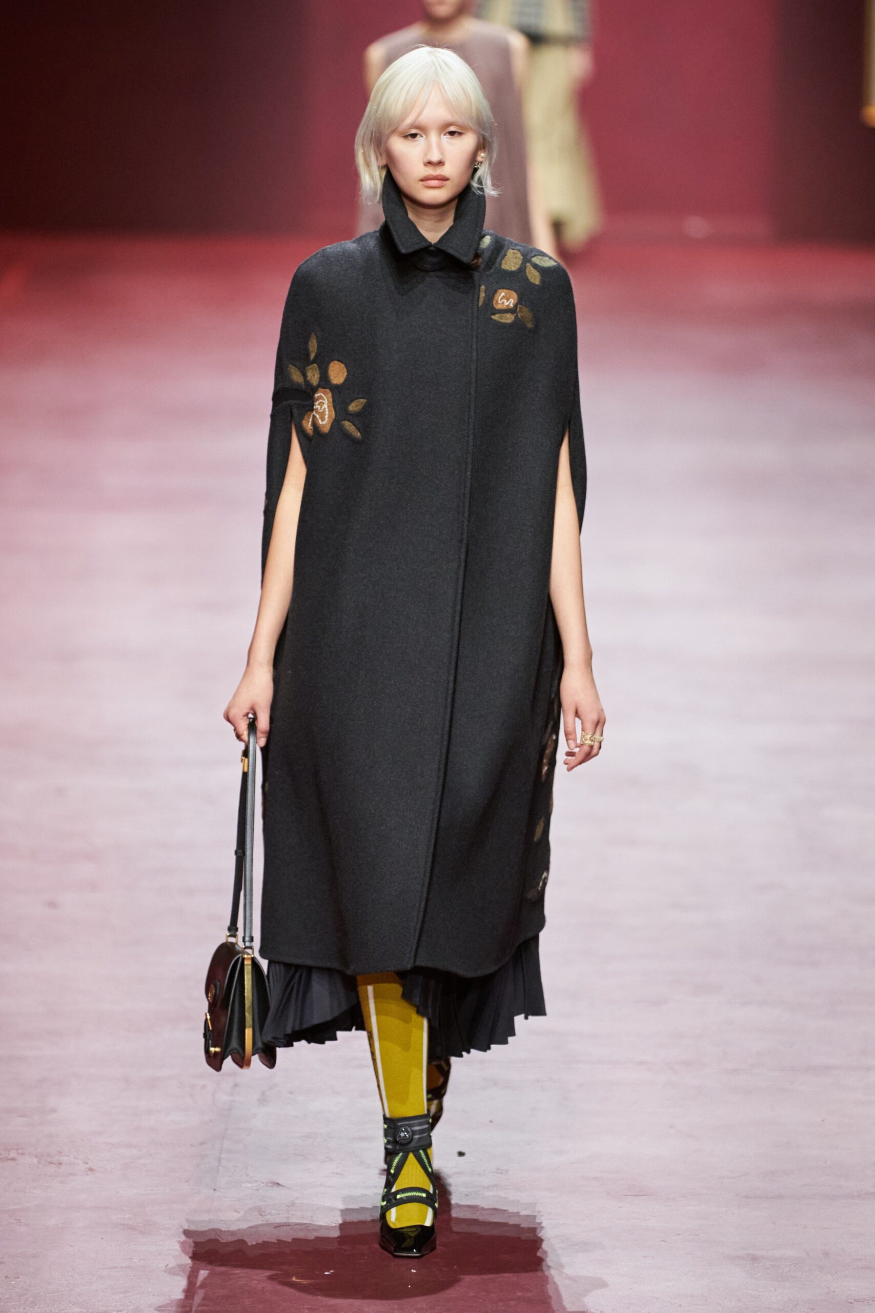Christian Dior F/W 22 Look 462