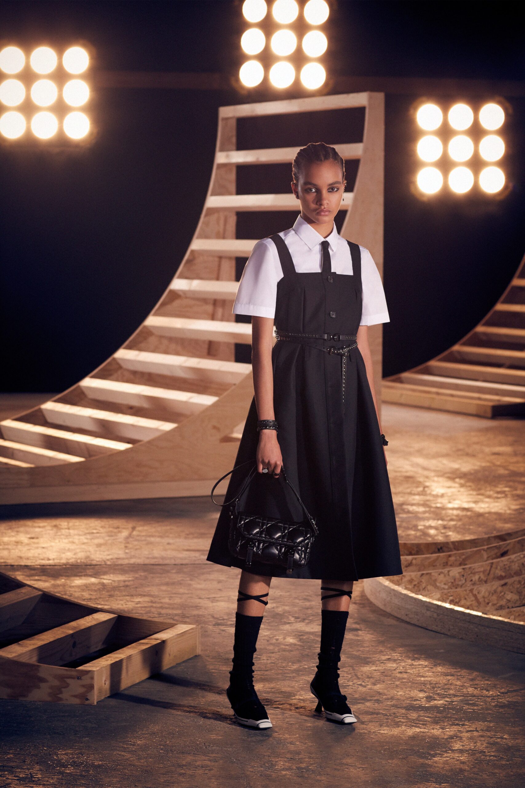 Christian Dior F/W 22 Look 496