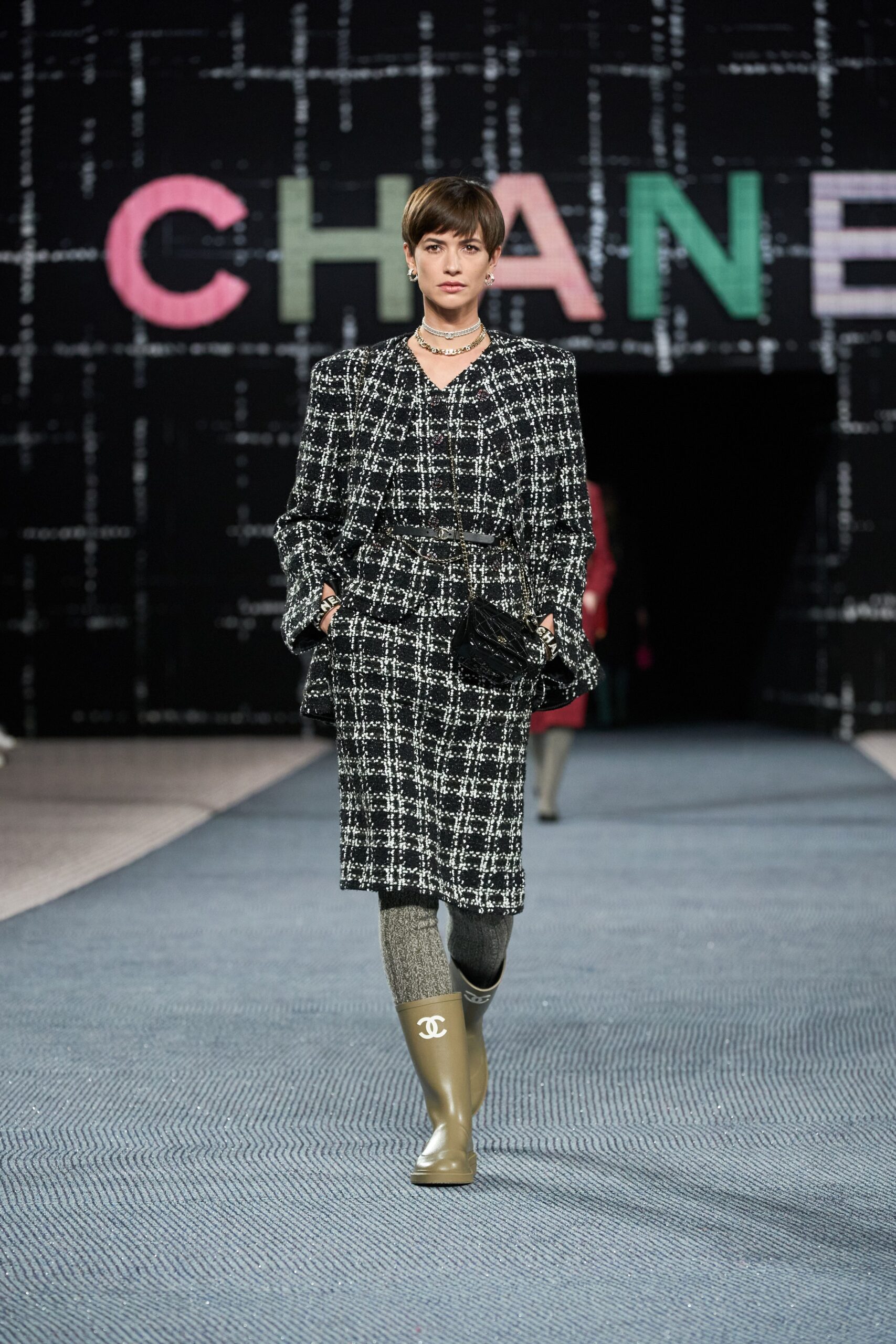 Chanel F/W 22 Look 500