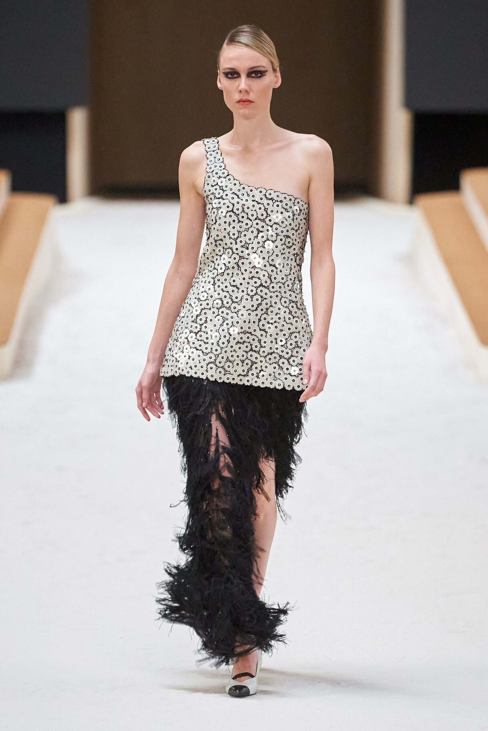 Chanel S/S 22 Couture Look 456