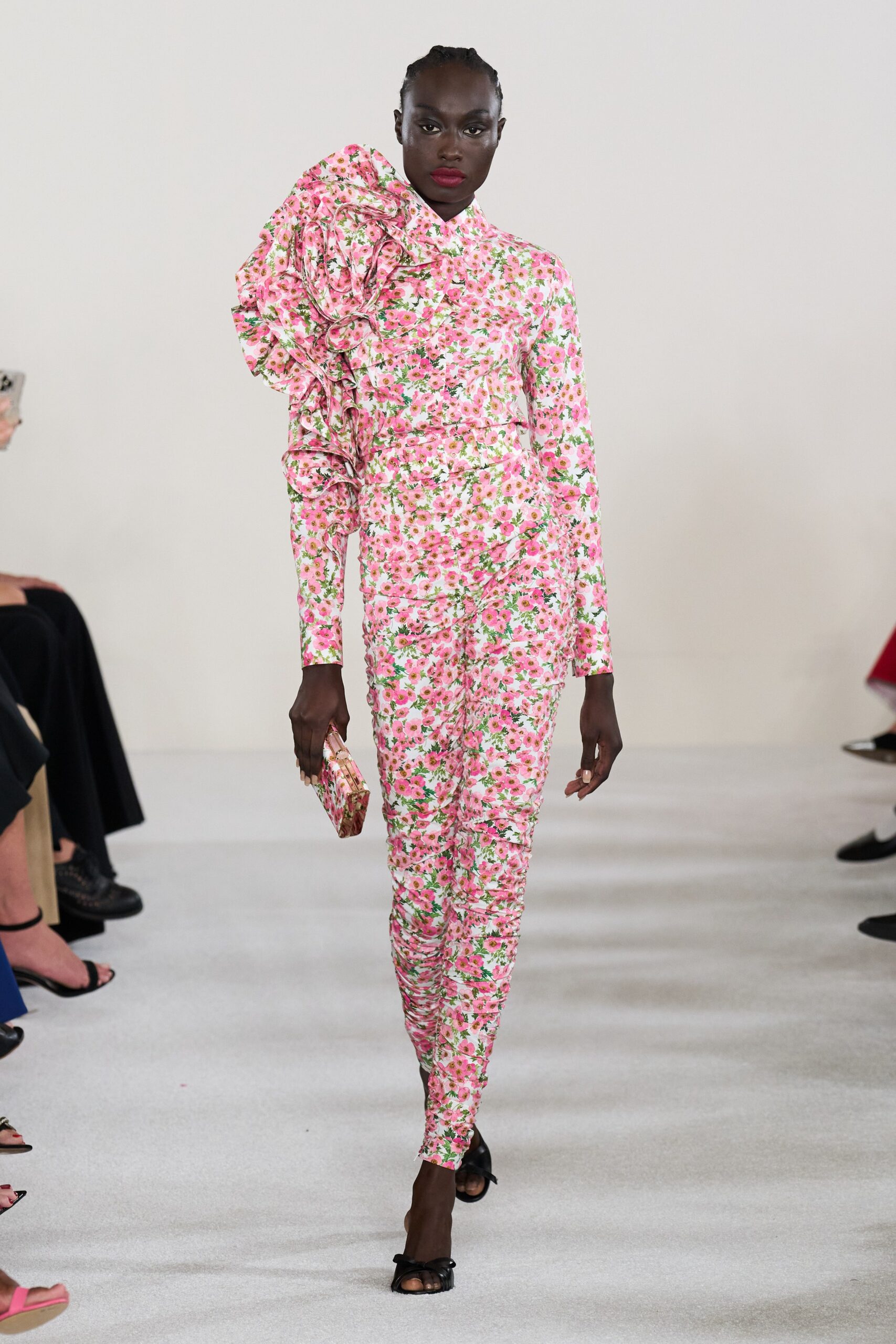 Carolina Herrera S/S 23 Look 368