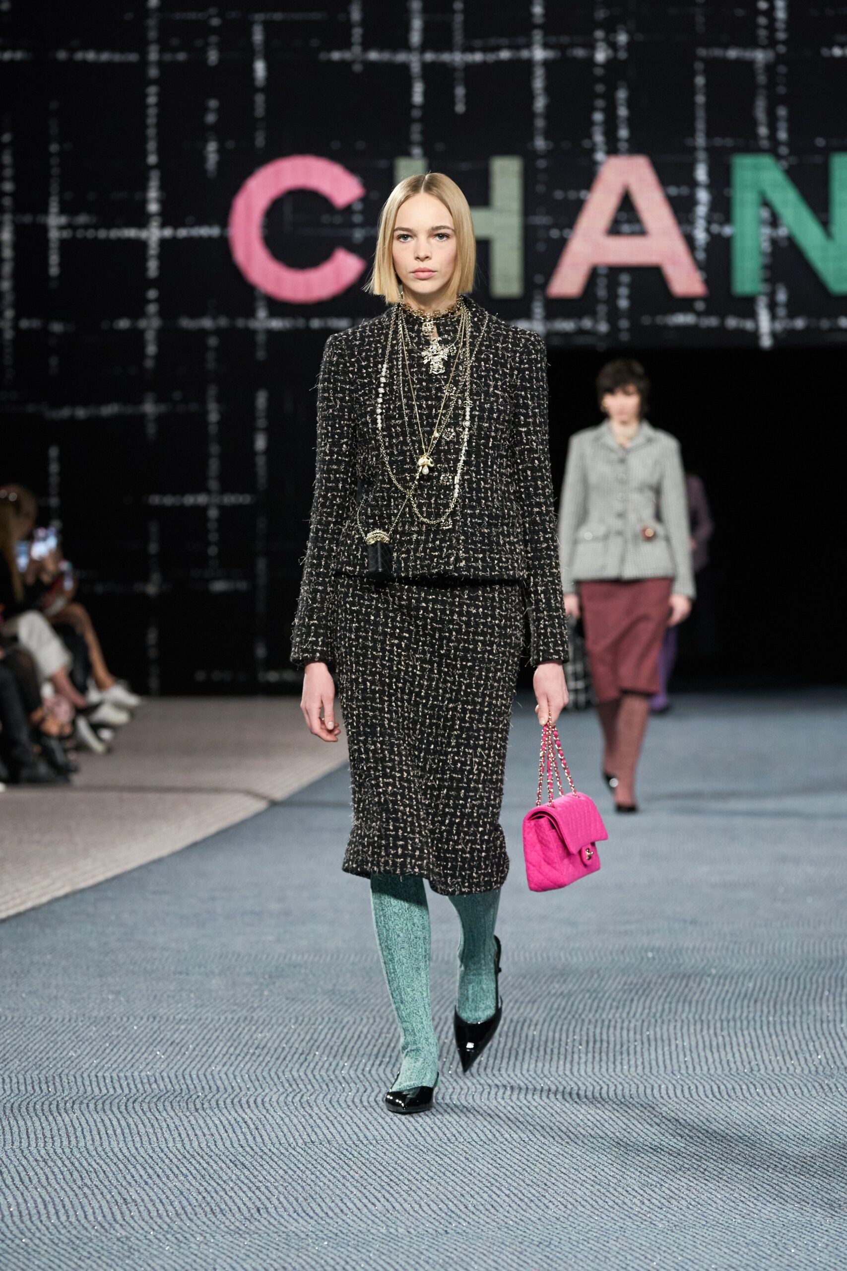 Chanel F/W 22 Look 521