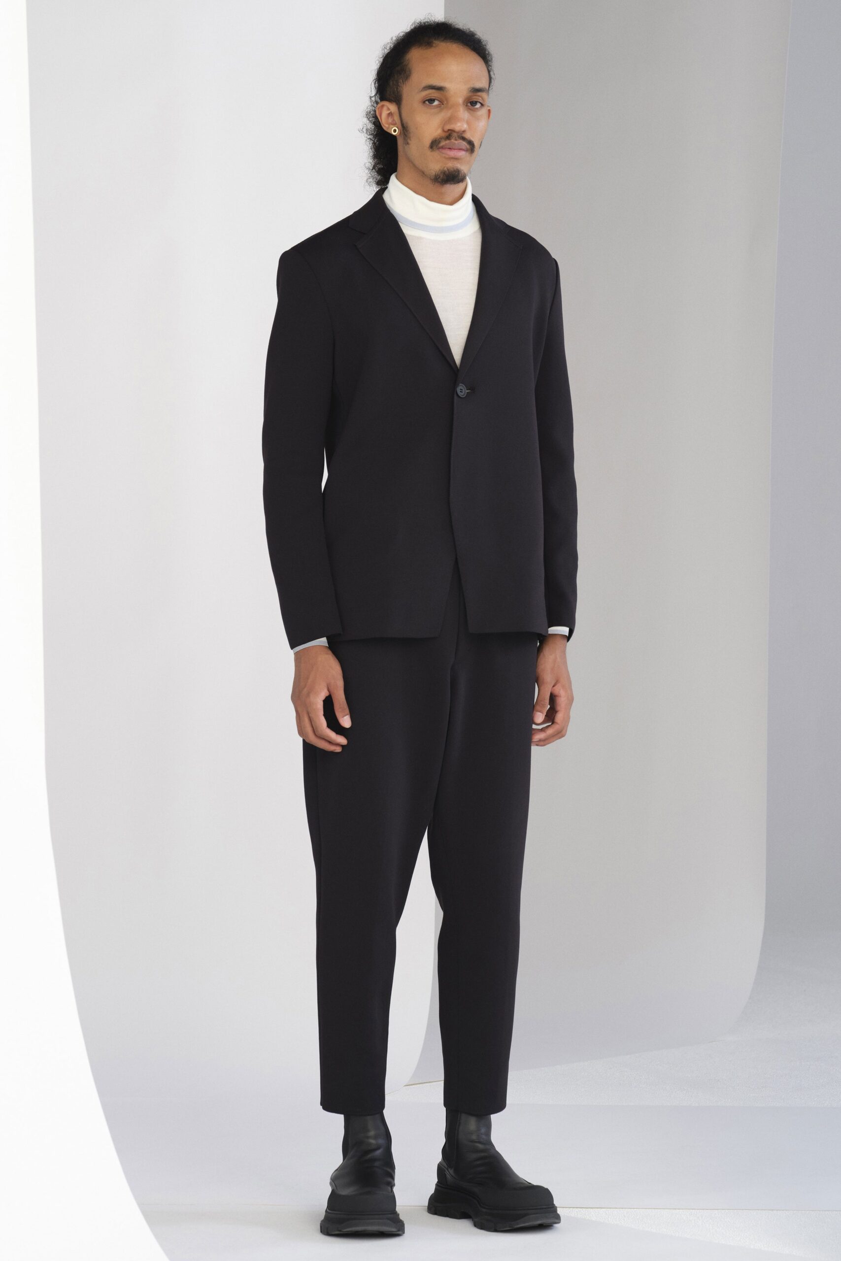 CFCL Tokyo F/W 22 Look 716