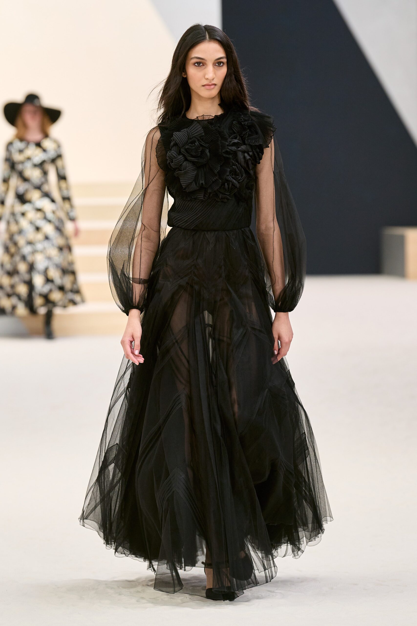 Chanel F/W 22 Couture Look 596