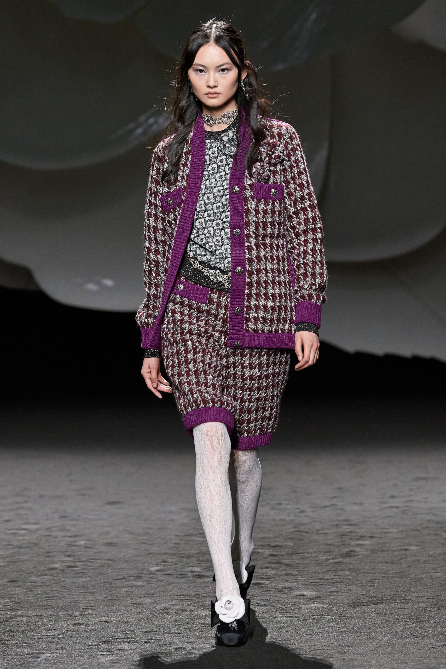 Chanel F/W 23 Look 515