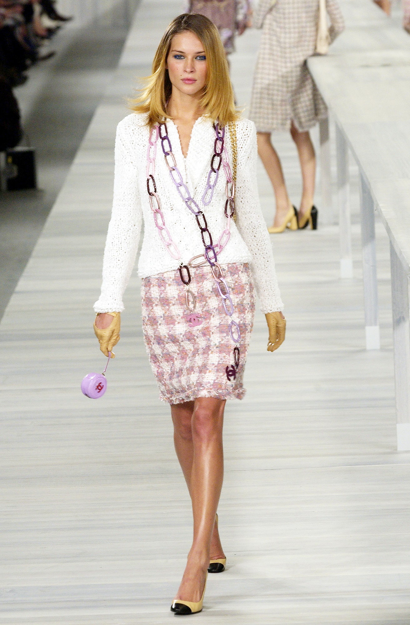 Chanel S/S 04 Look 19