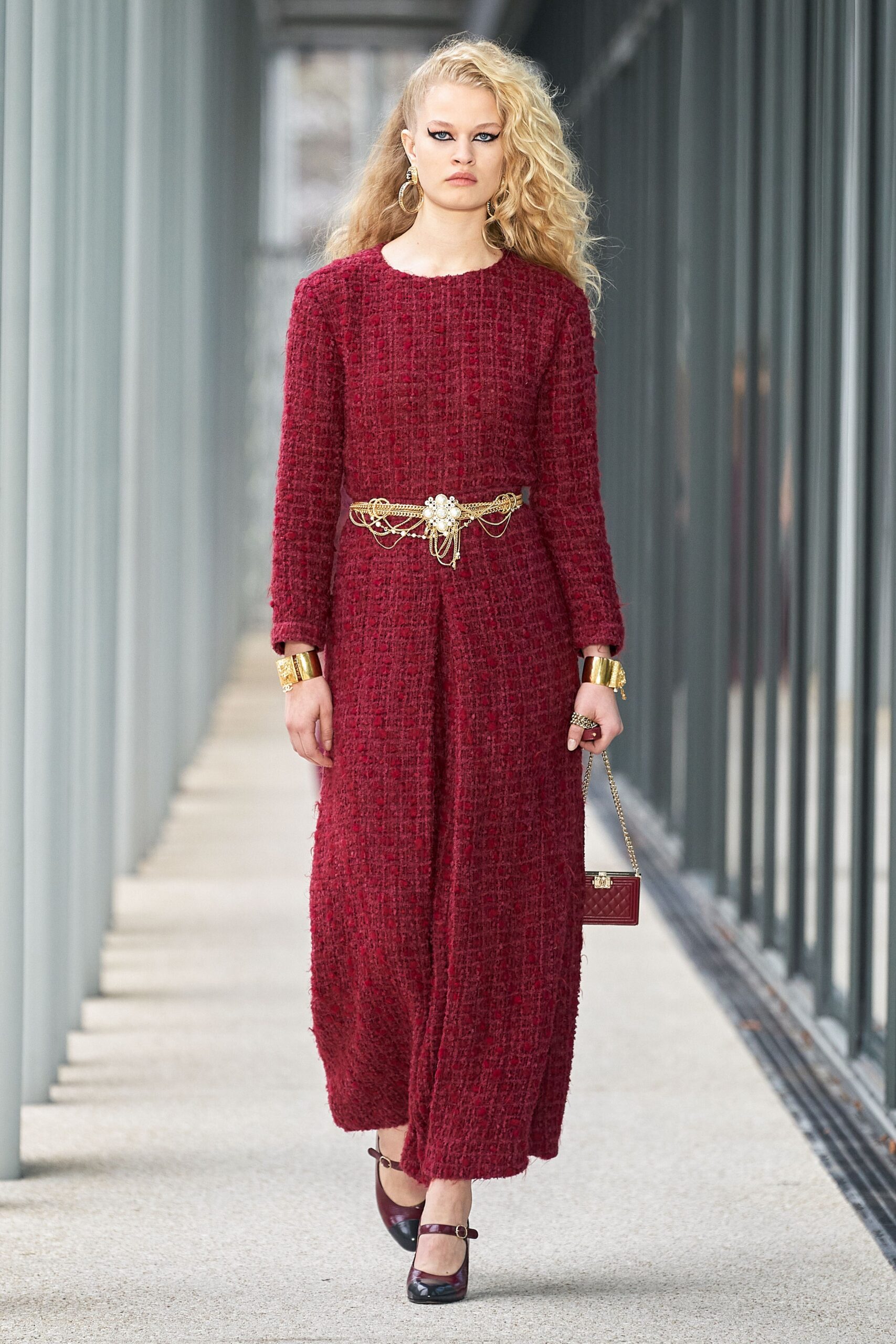 Chanel F/W 22 Look 536