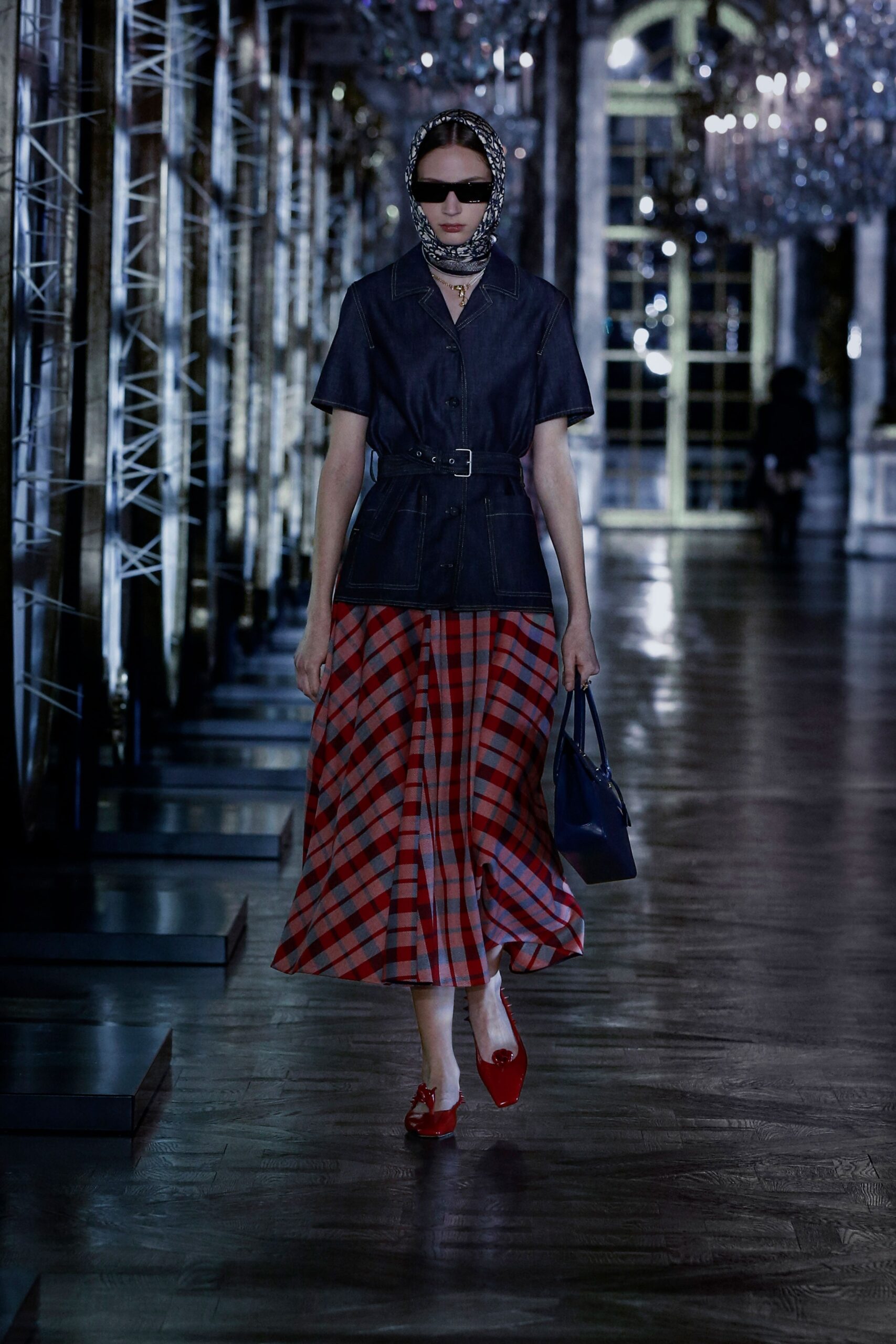 Christian Dior F/W 21 Look 561