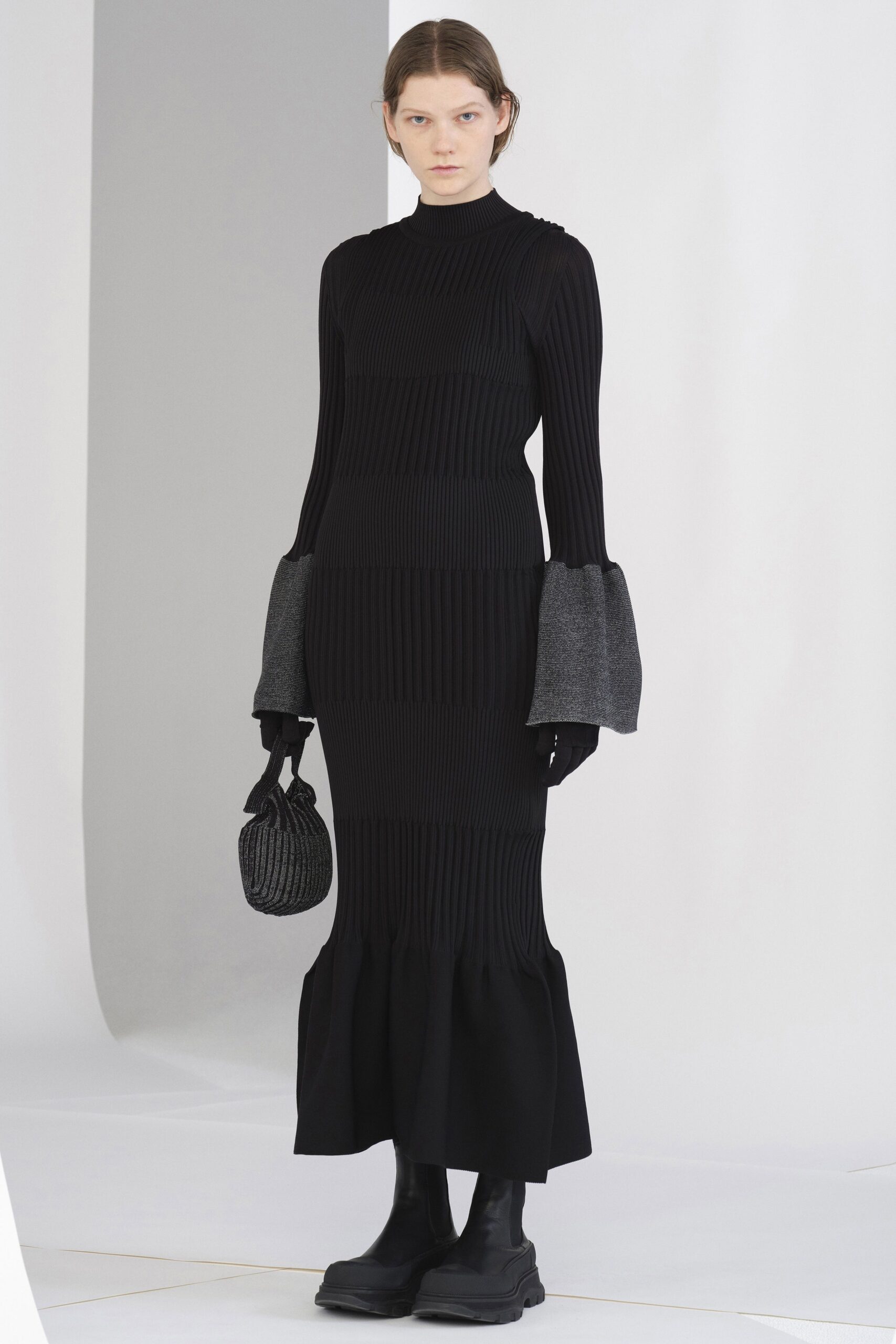CFCL Tokyo F/W 22 Look 732