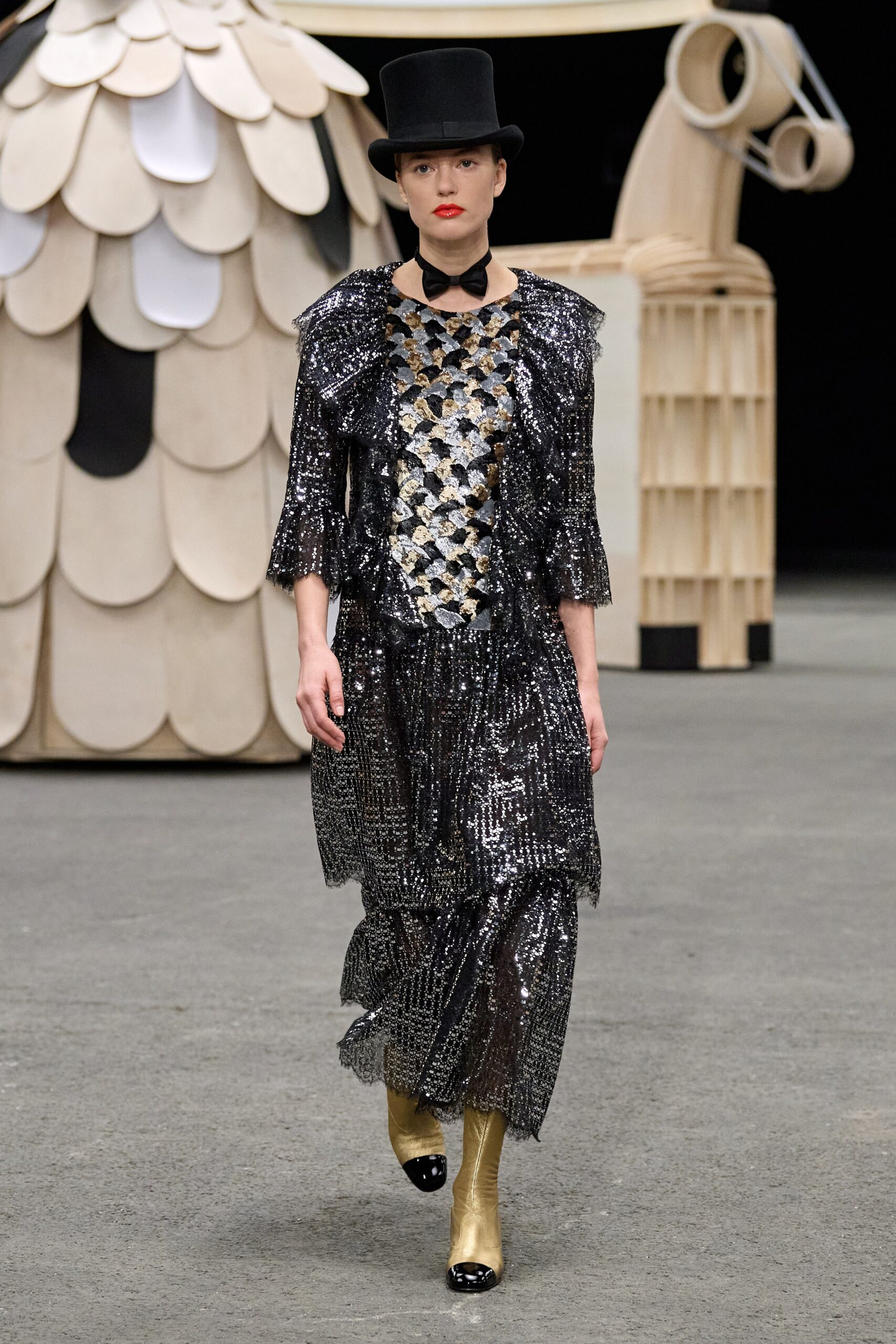 Chanel S/S 23 Couture Look 476