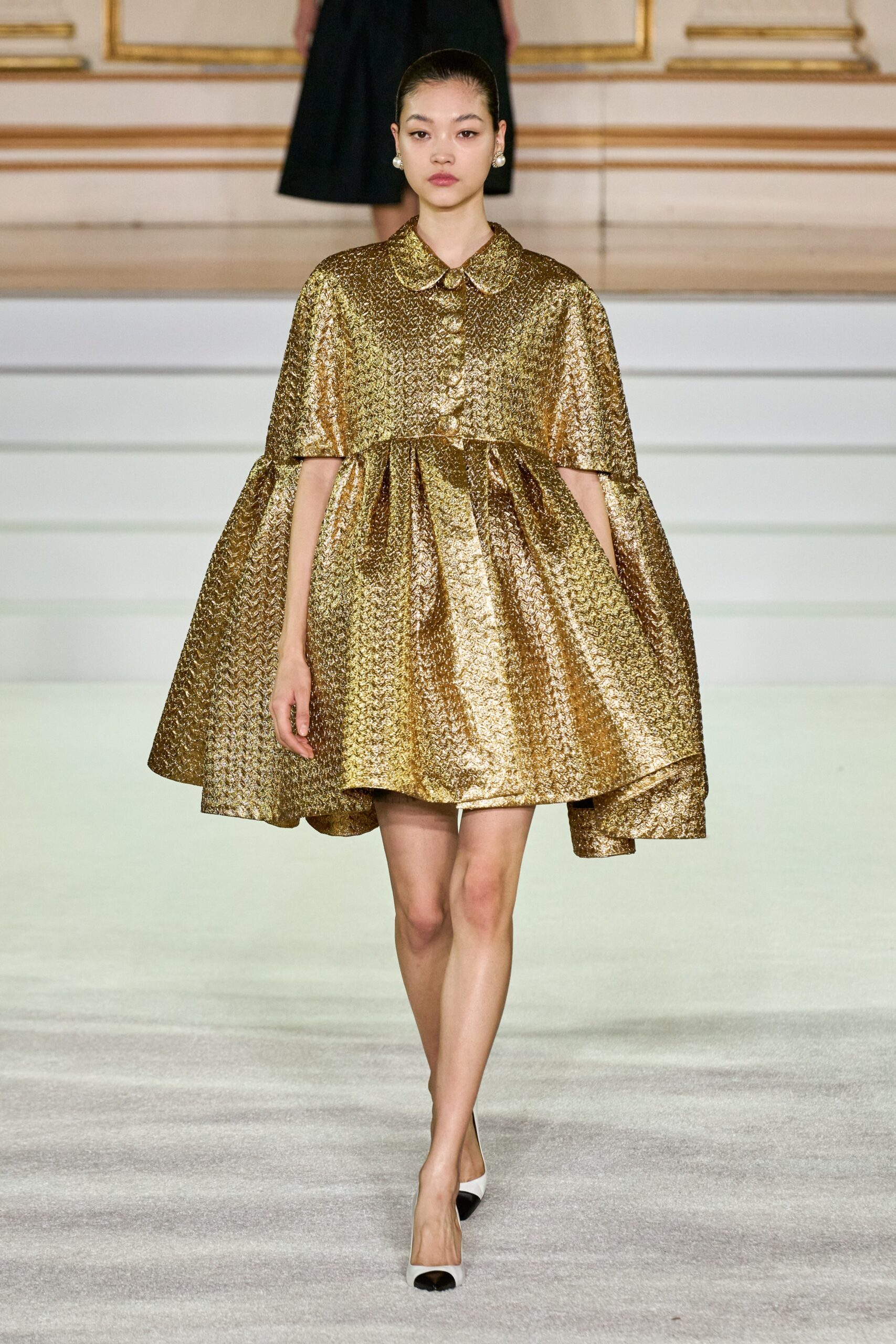 Carolina Herrera F/W 23 Look 457