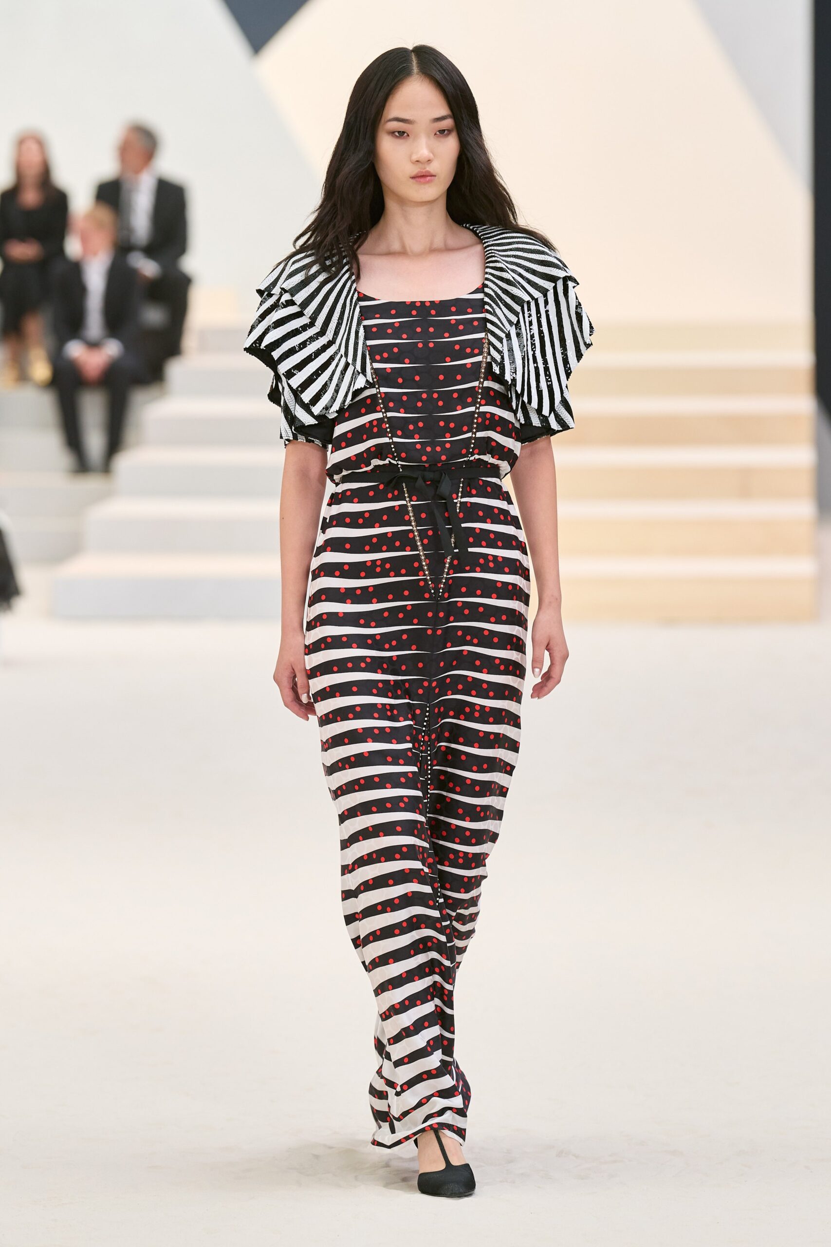 Chanel F/W 22 Couture Look 619