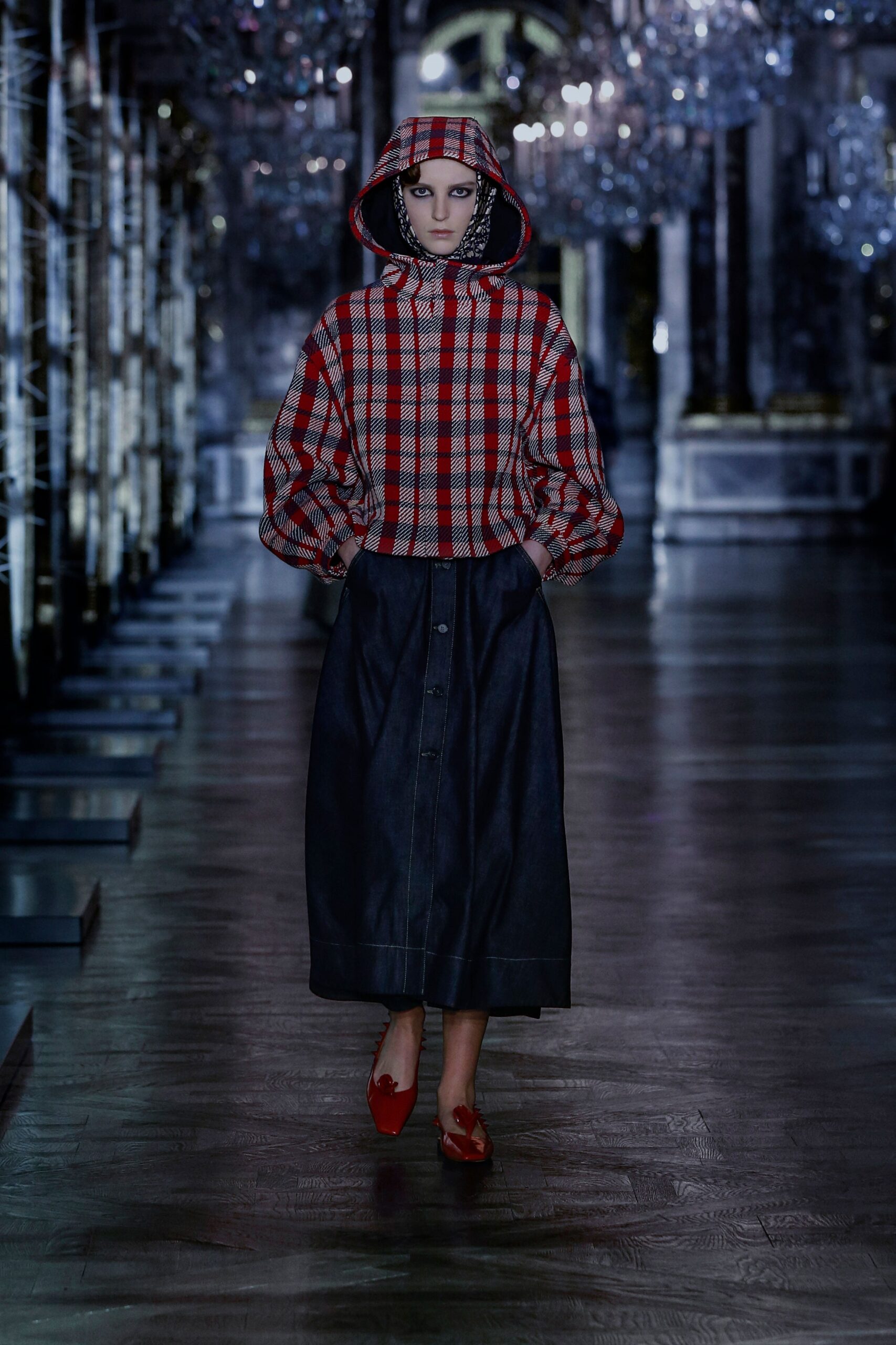 Christian Dior F/W 21 Look 588