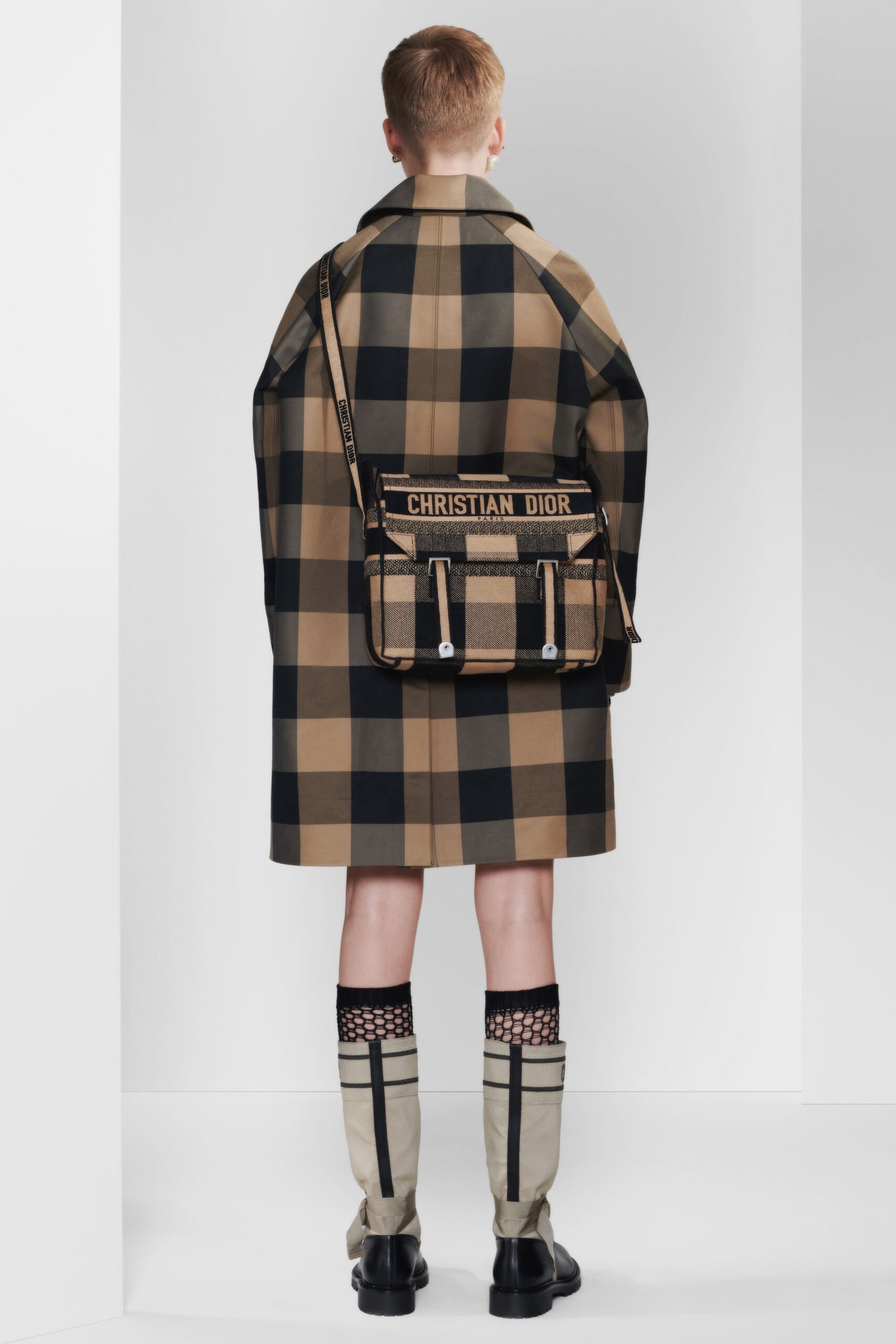 Christian Dior F/W 20 Look 633