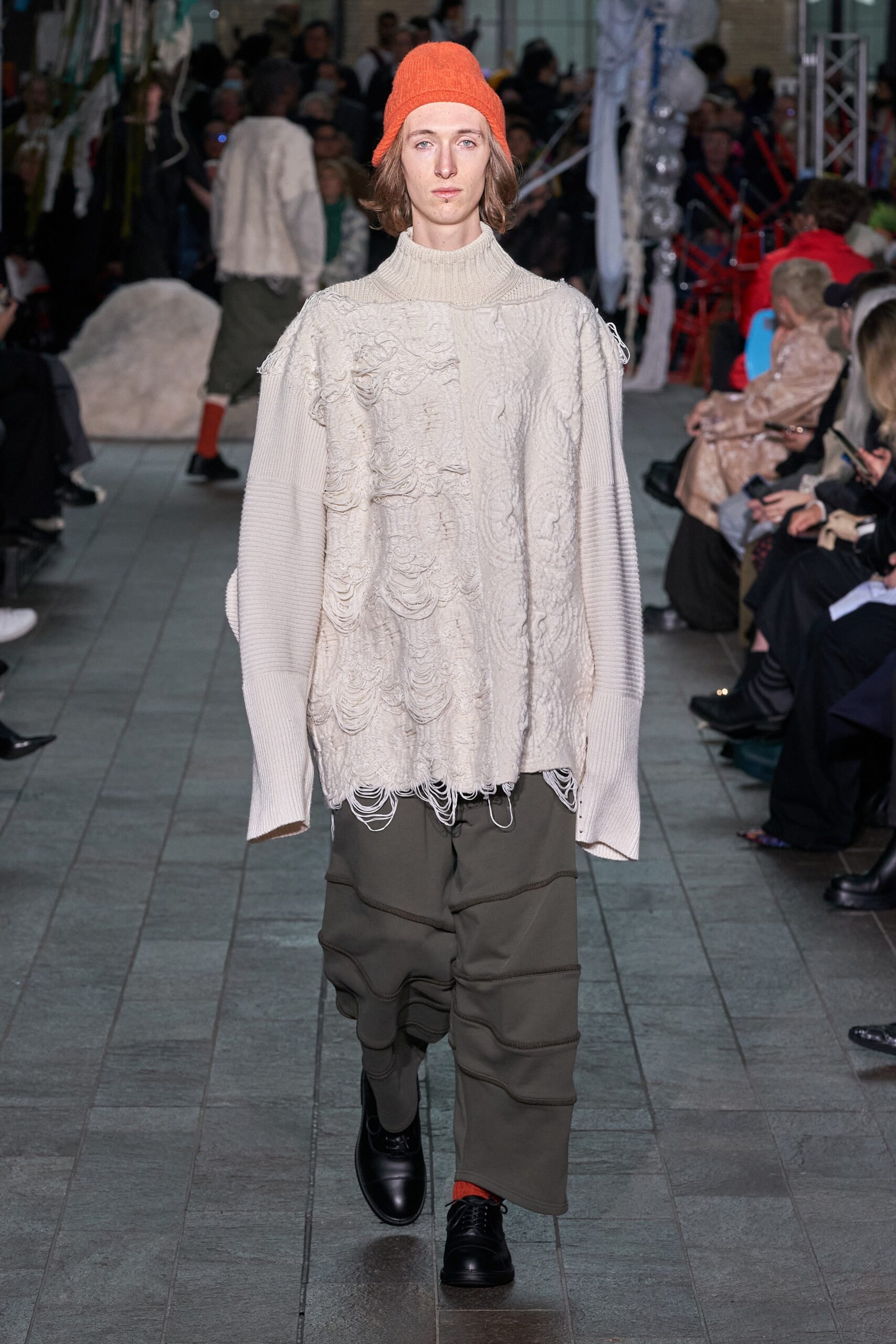 Central Saint Martins F/W 22 Look 44