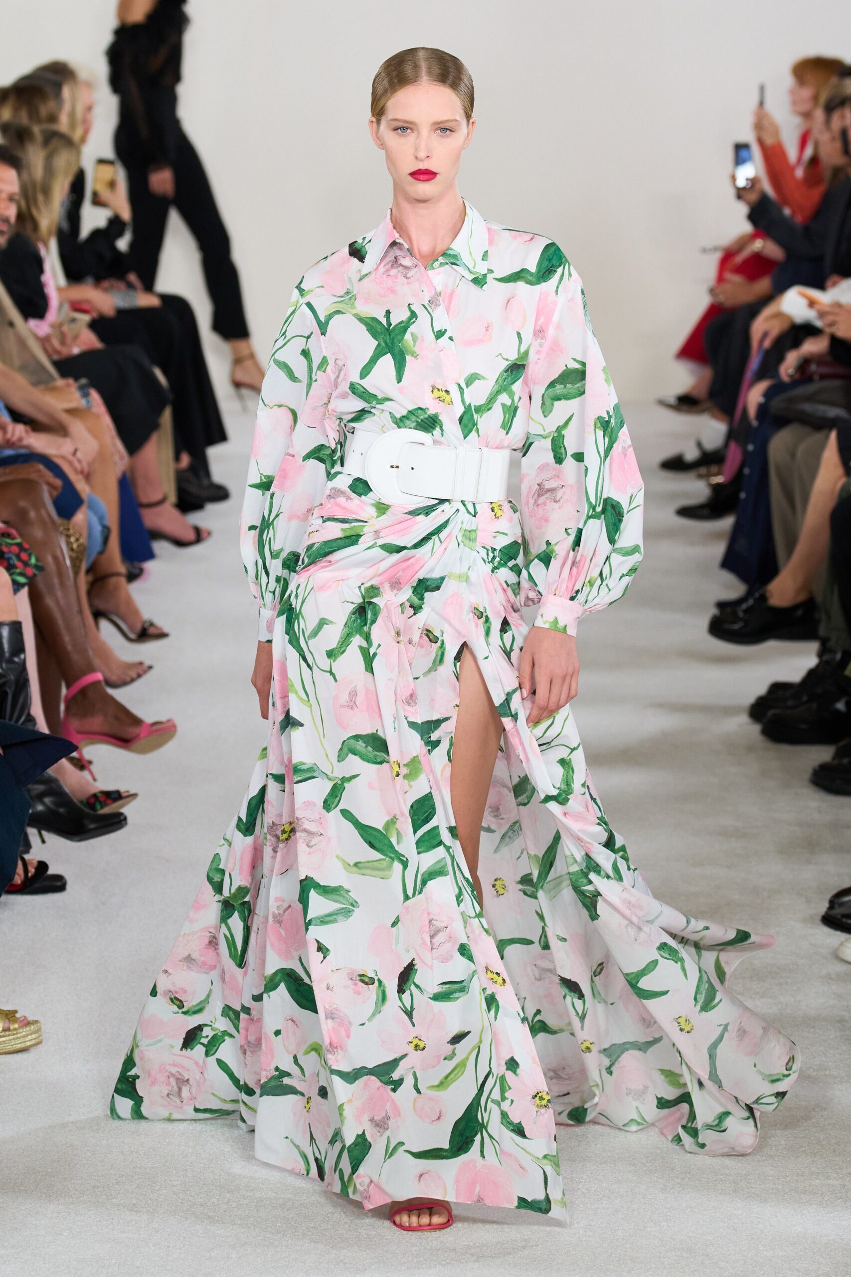 Carolina Herrera S/S 23 Look 475