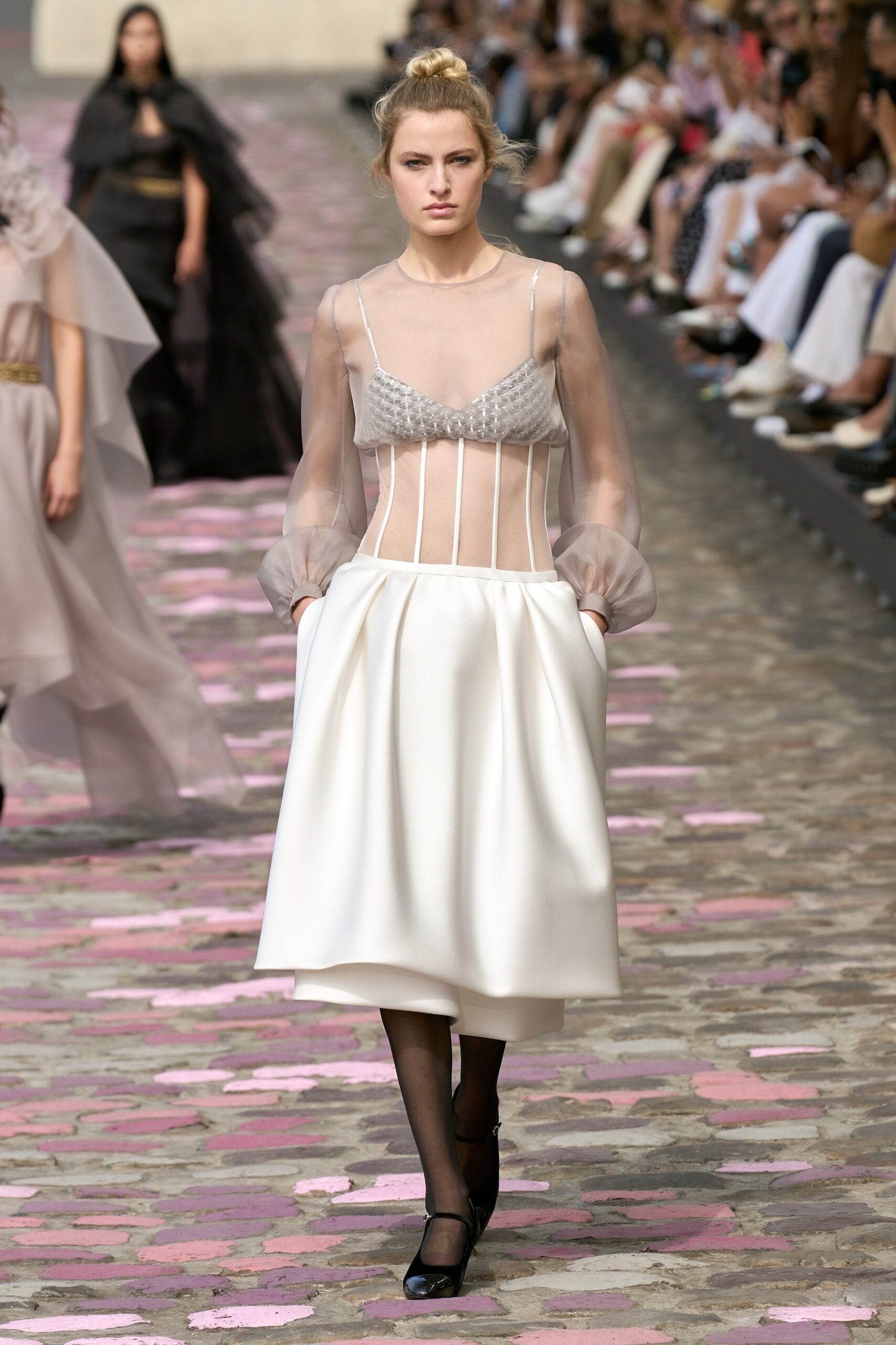 Chanel F/W 23 Couture Look 530