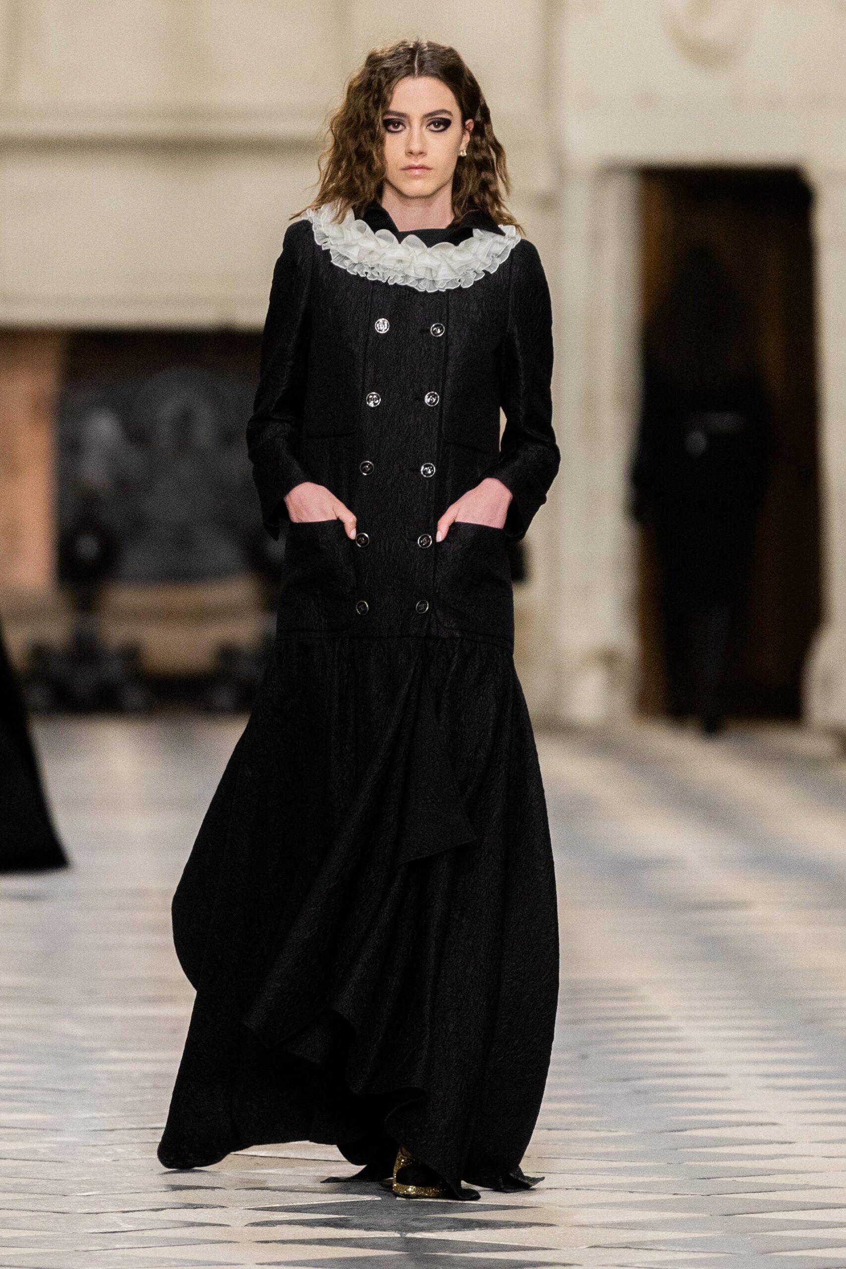 Chanel F/W 21 Look 675