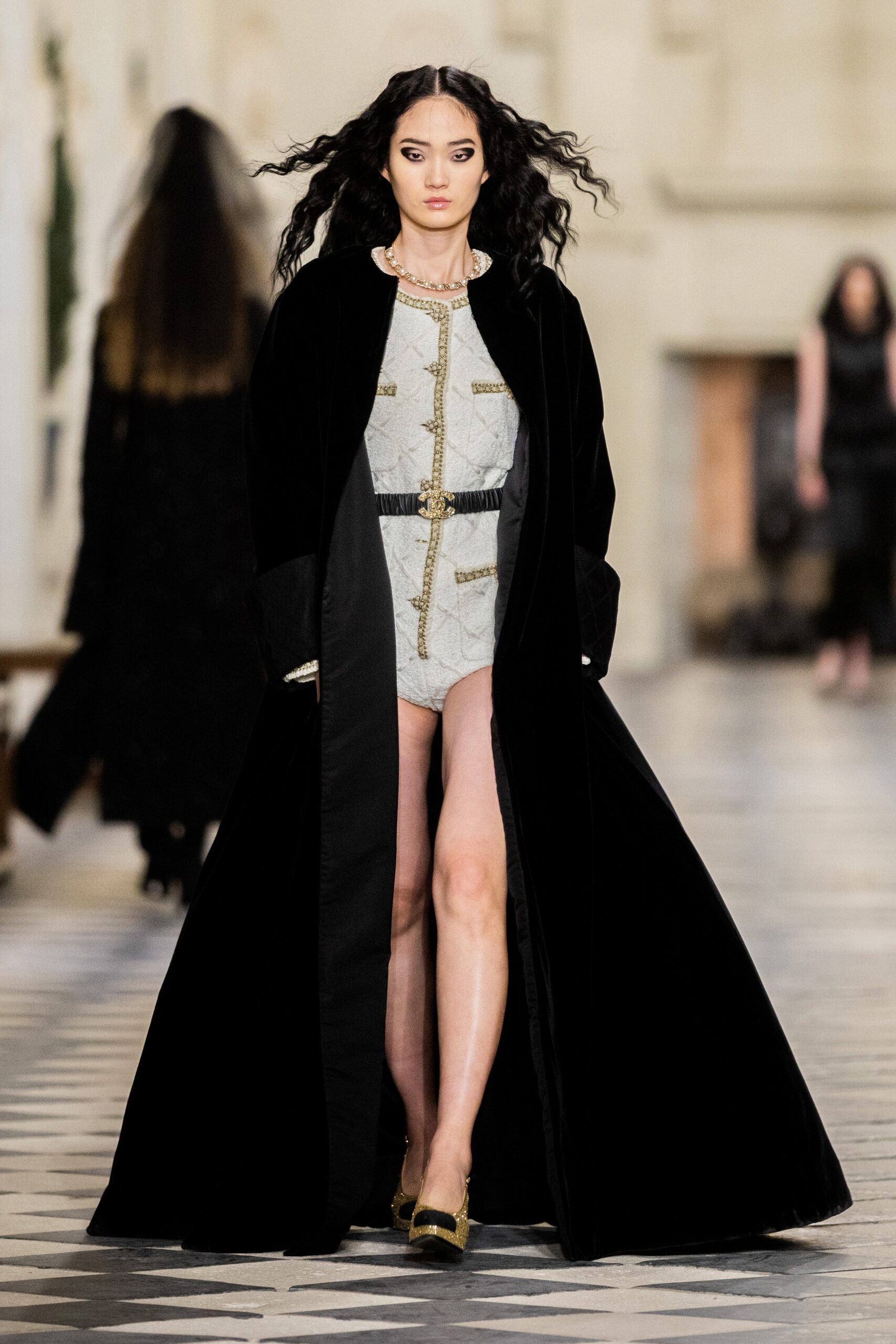Chanel F/W 21 Look 694