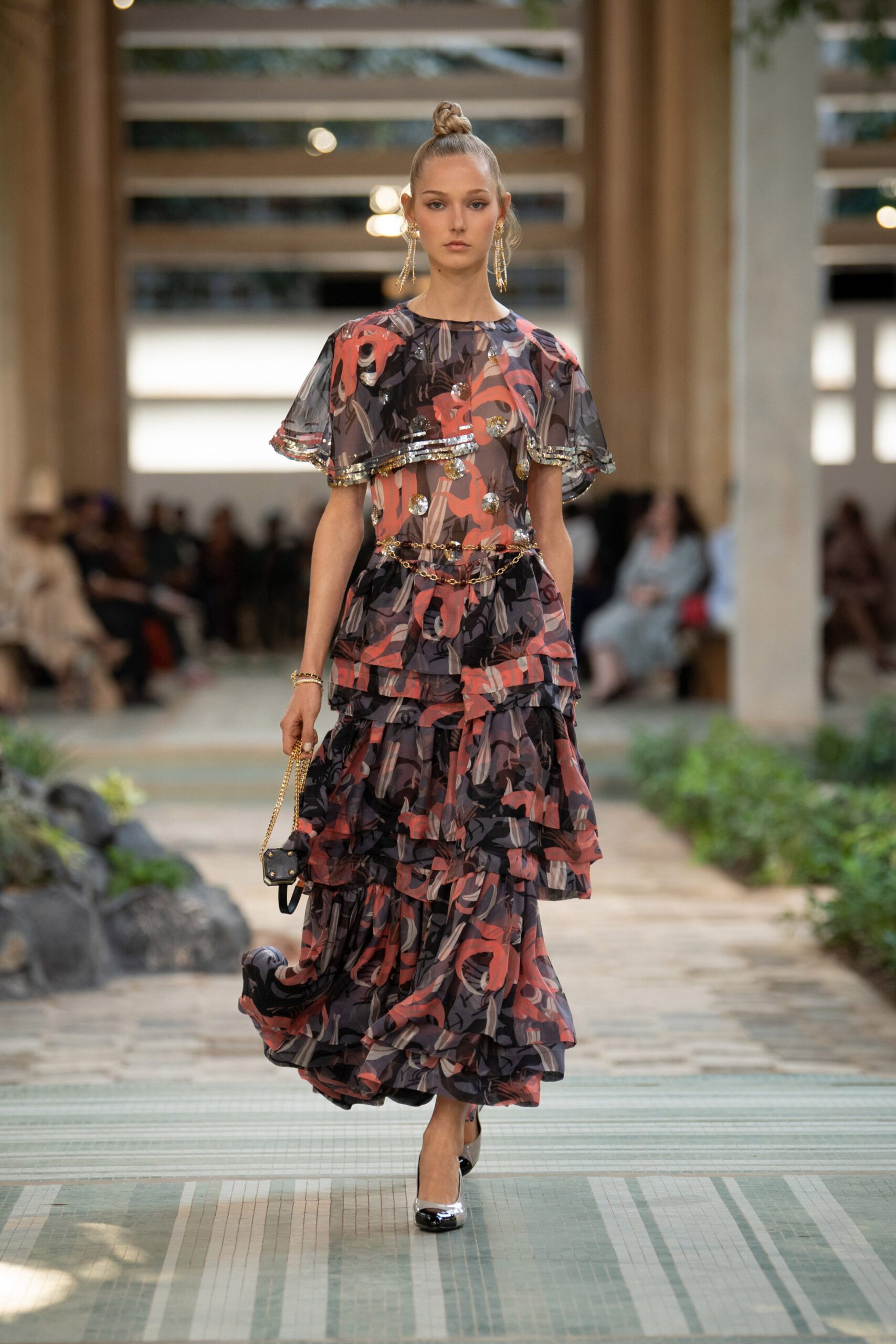 Chanel F/W 23 Look 663