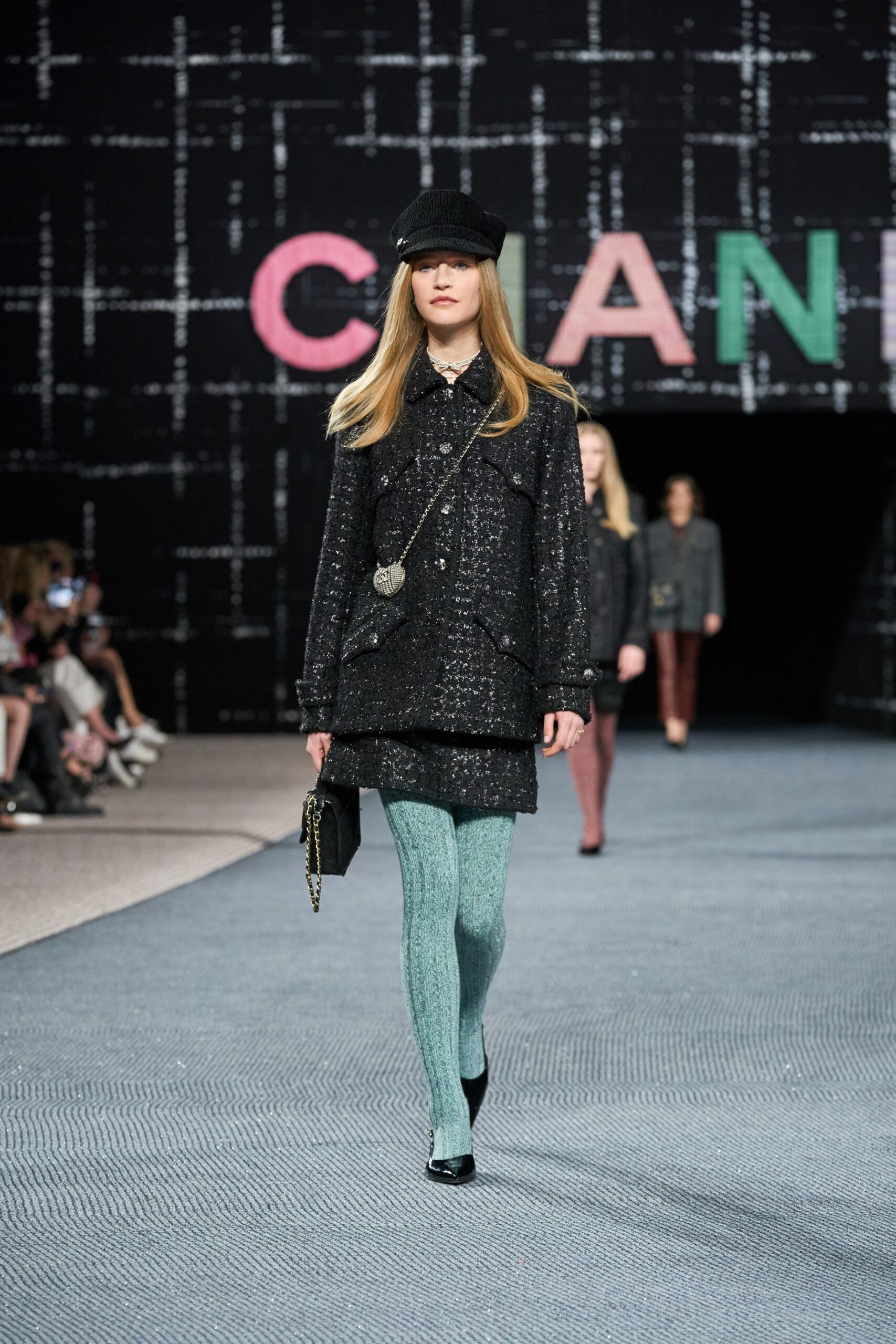Chanel F/W 22 Look 628