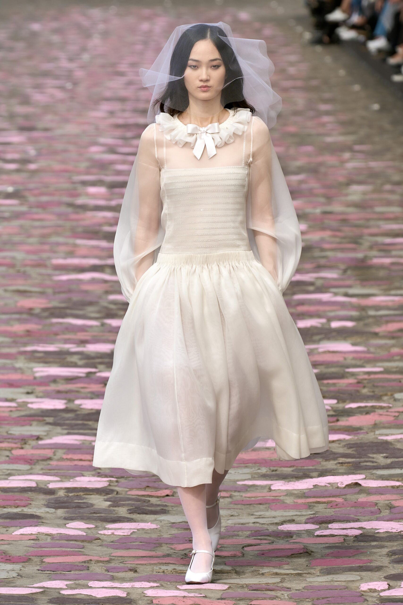 Chanel F/W 23 Couture Look 568