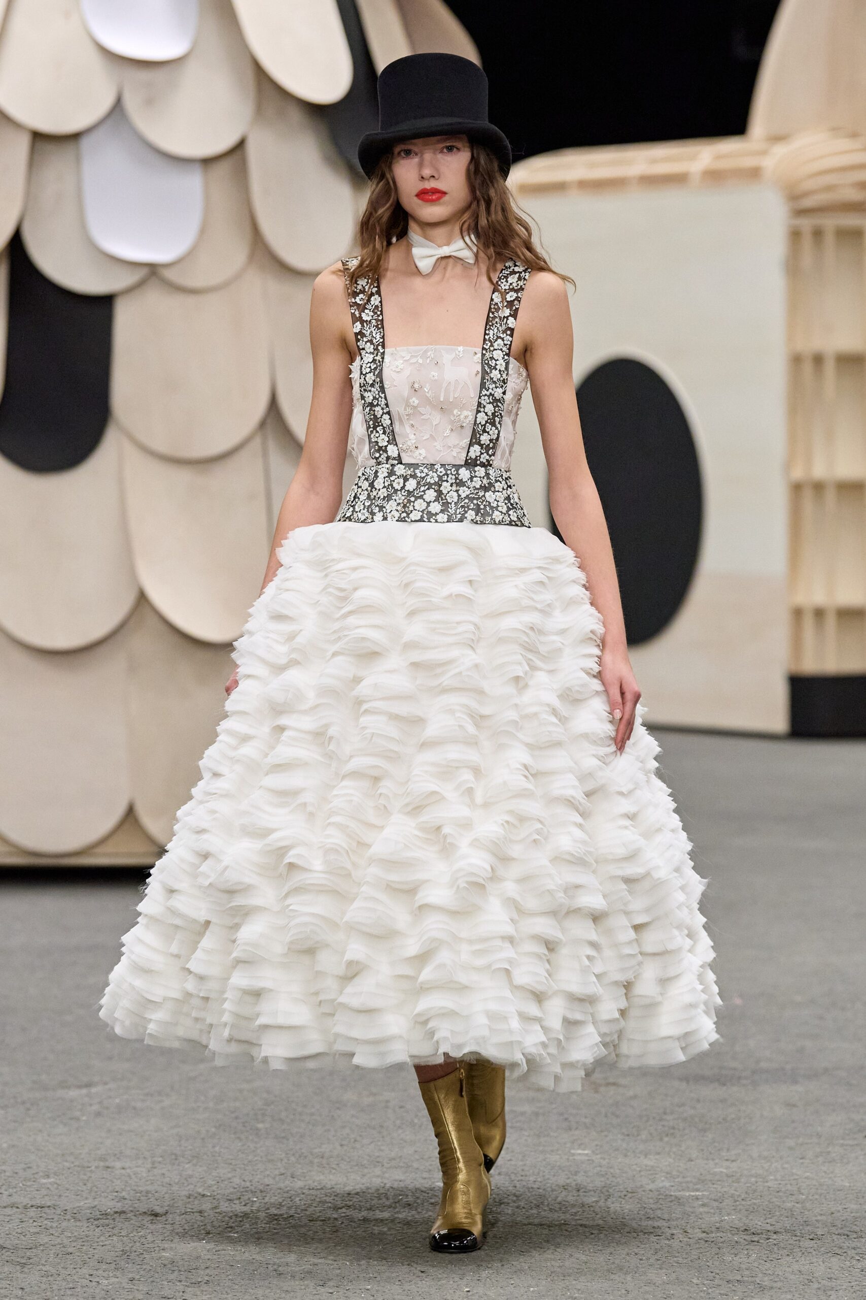 Chanel S/S 23 Couture Look 550
