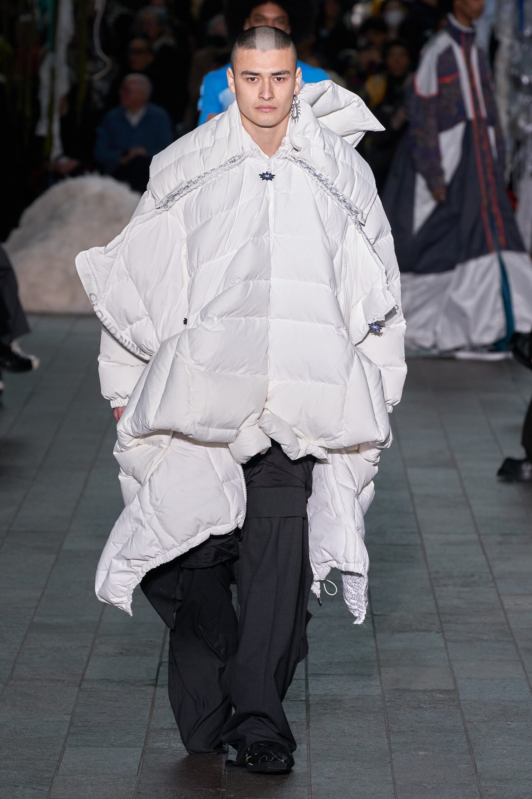 Central Saint Martins F/W 22 Look 49