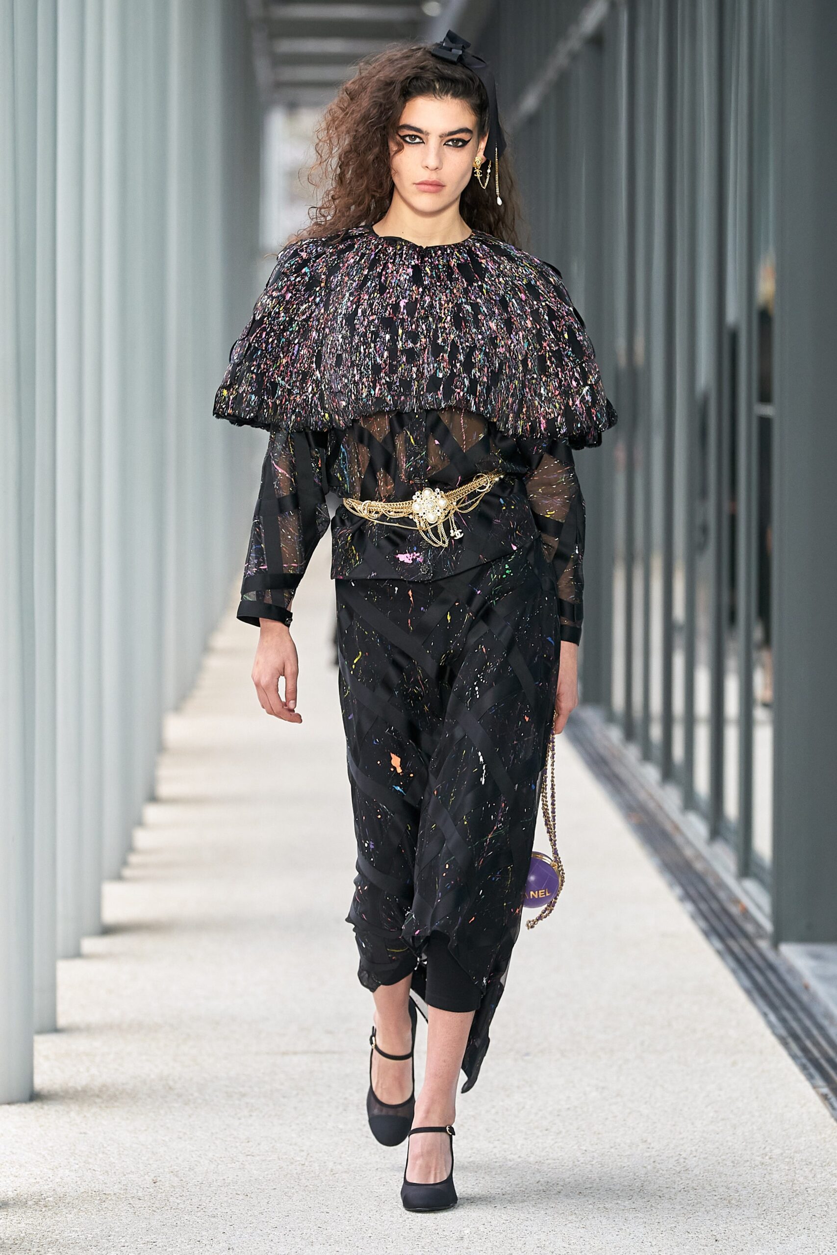 Chanel F/W 22 Look 638